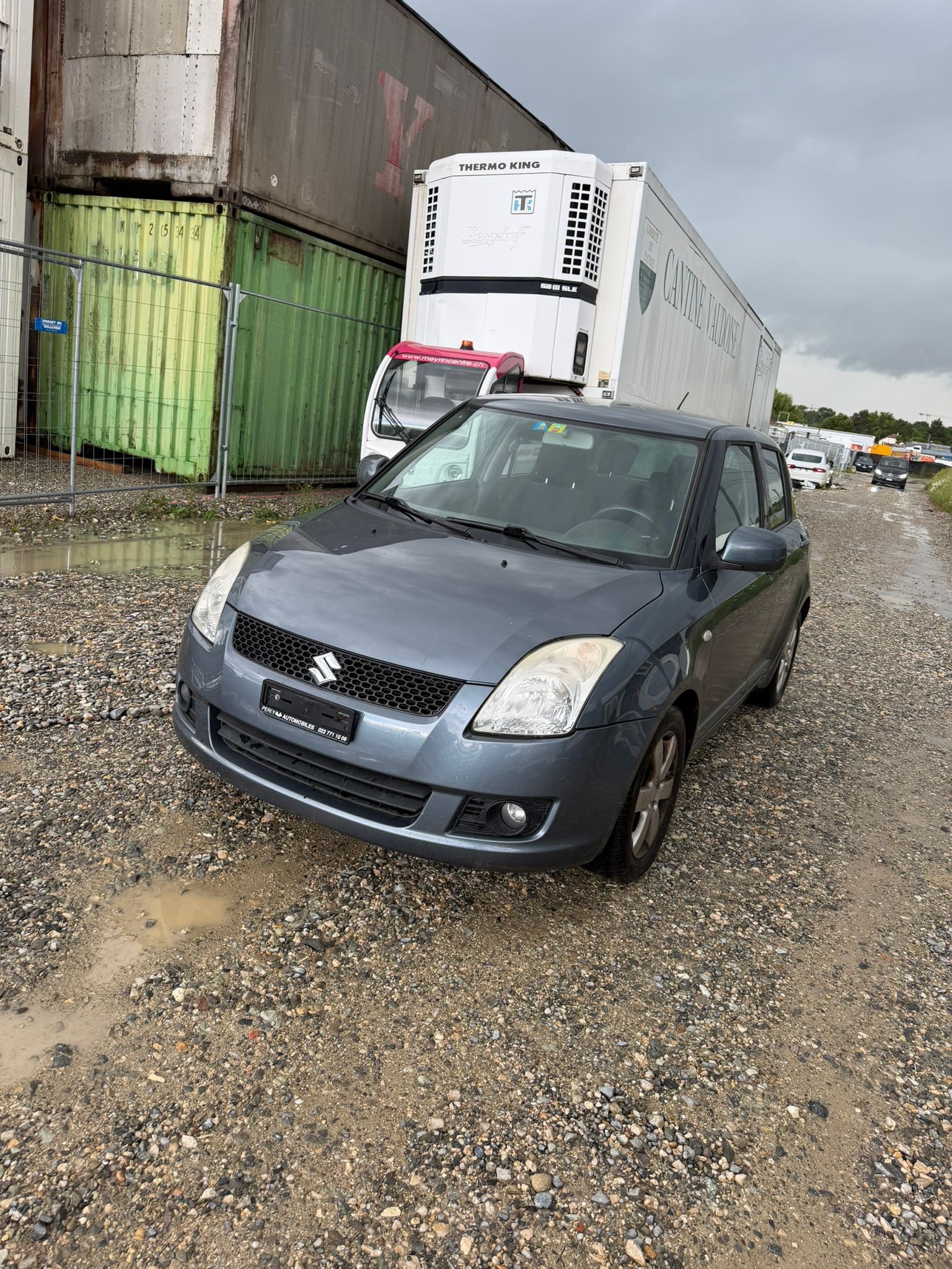 SUZUKI Swift 1.3i 16V GL Top-image-0