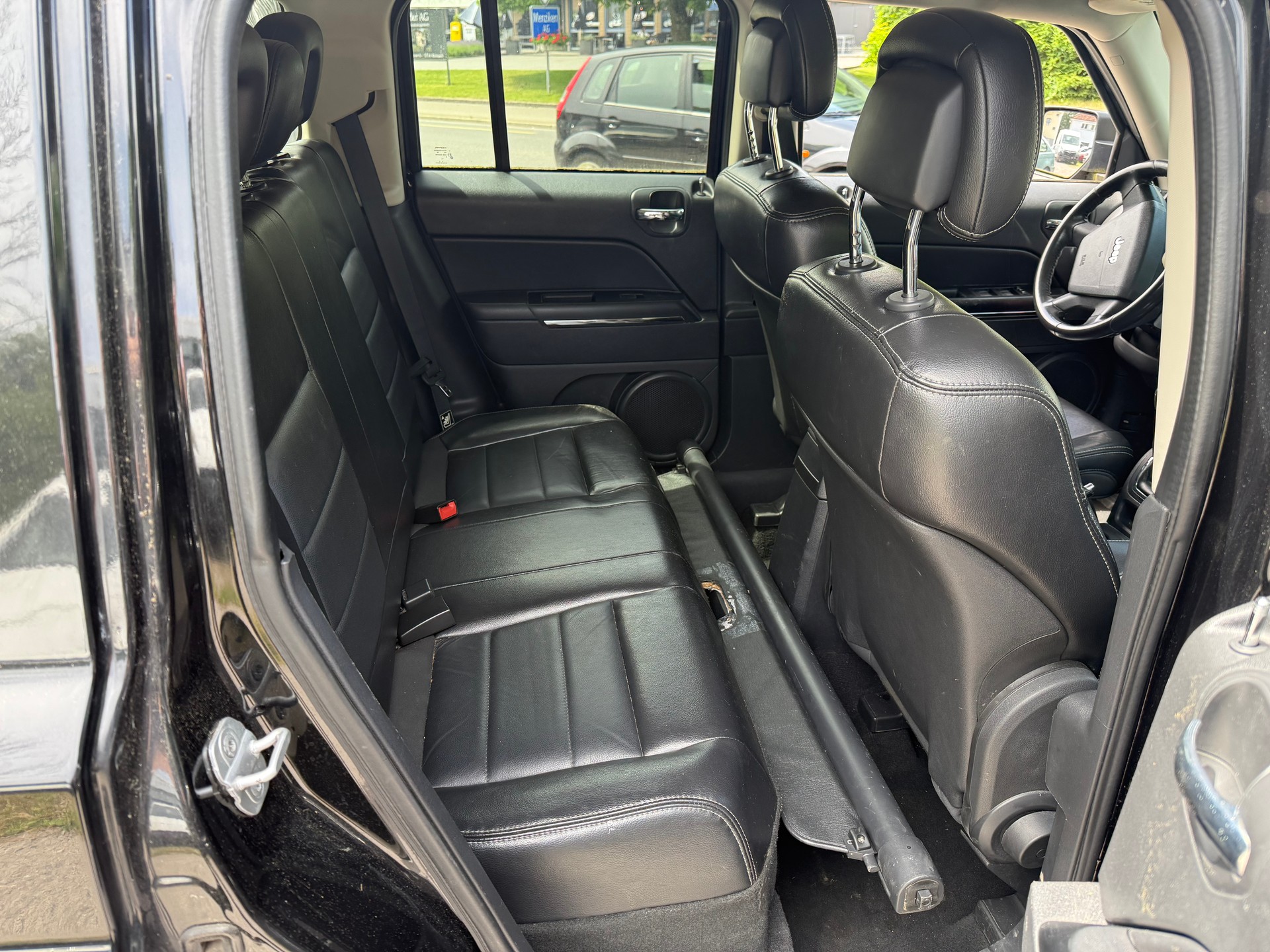 JEEP Patriot 2.2 CRD Limited-image-6