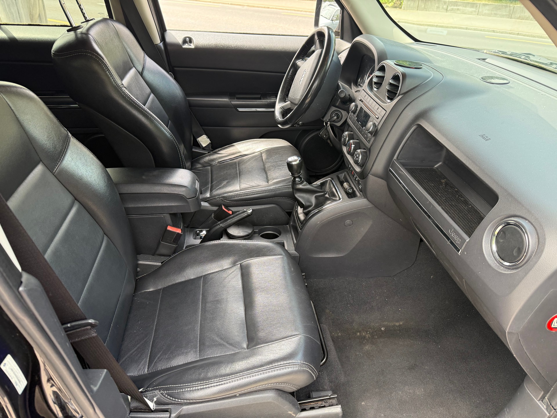 JEEP Patriot 2.2 CRD Limited-image-8