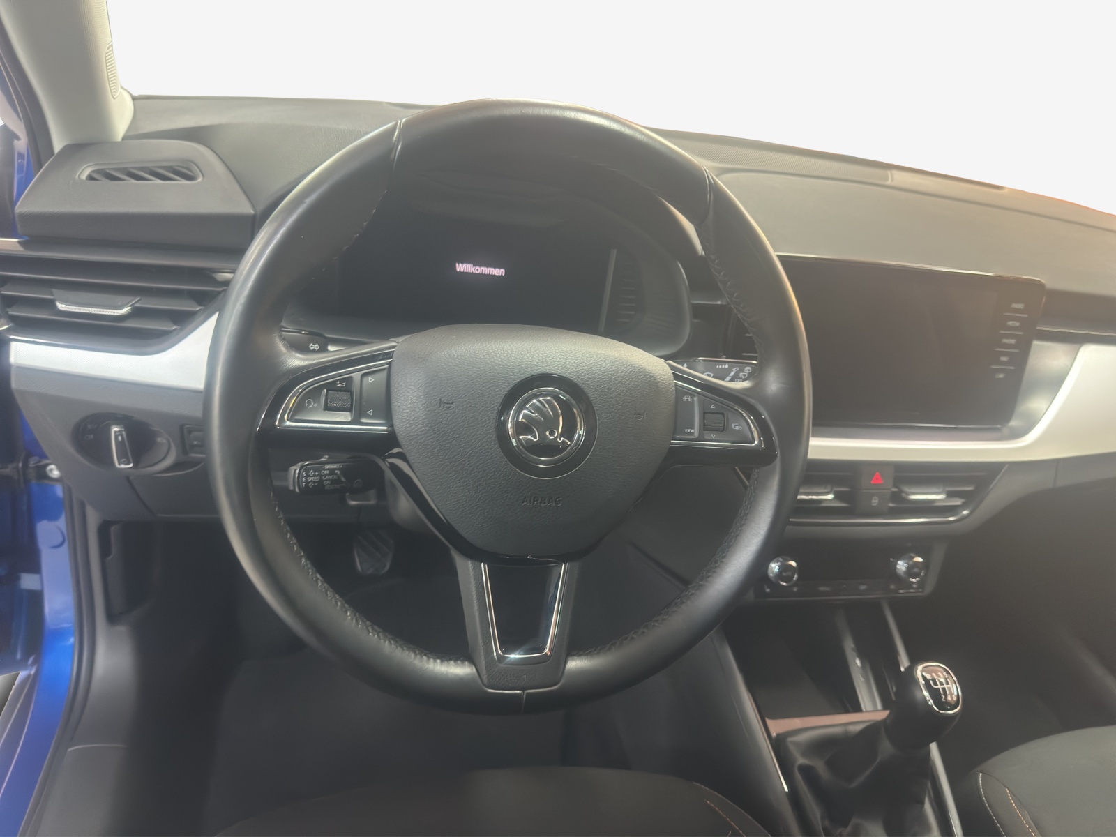 SKODA Scala 1.0 TSI Ambition-image-9