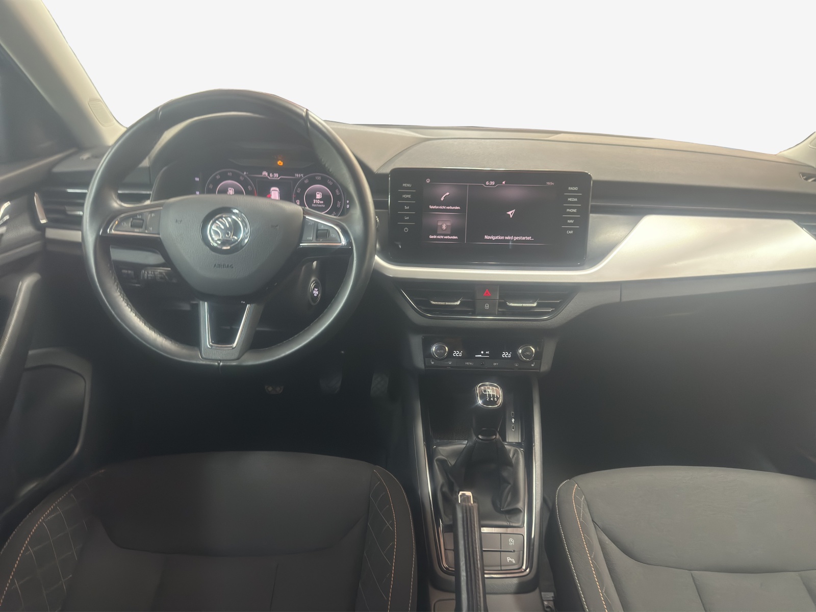 SKODA Scala 1.0 TSI Ambition-image-8