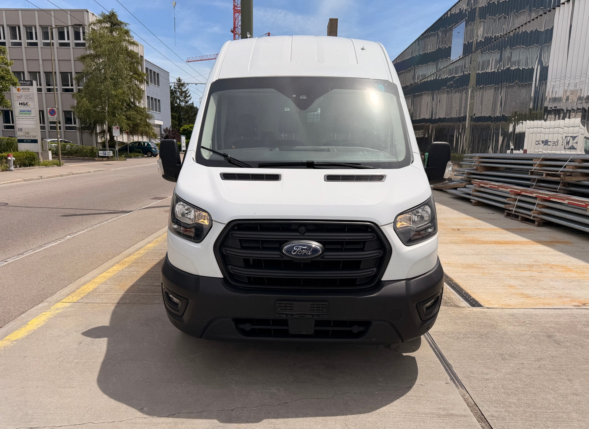 FORD Transit Van 350 L3 H3 Trend 2.0 TDCi 130 FWD-image-4