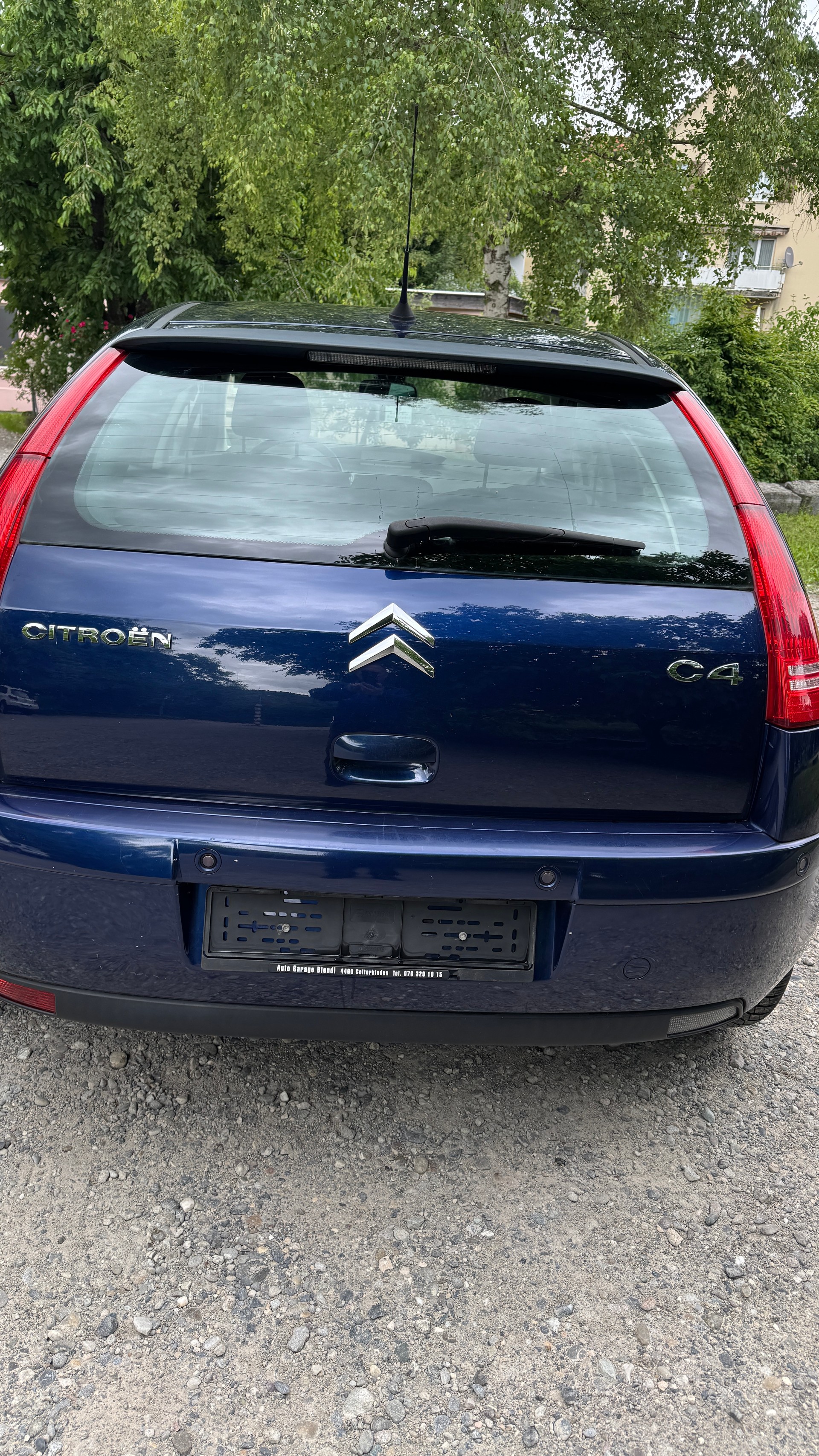 CITROEN C4 Berline 1.6i 16V SX-image-5