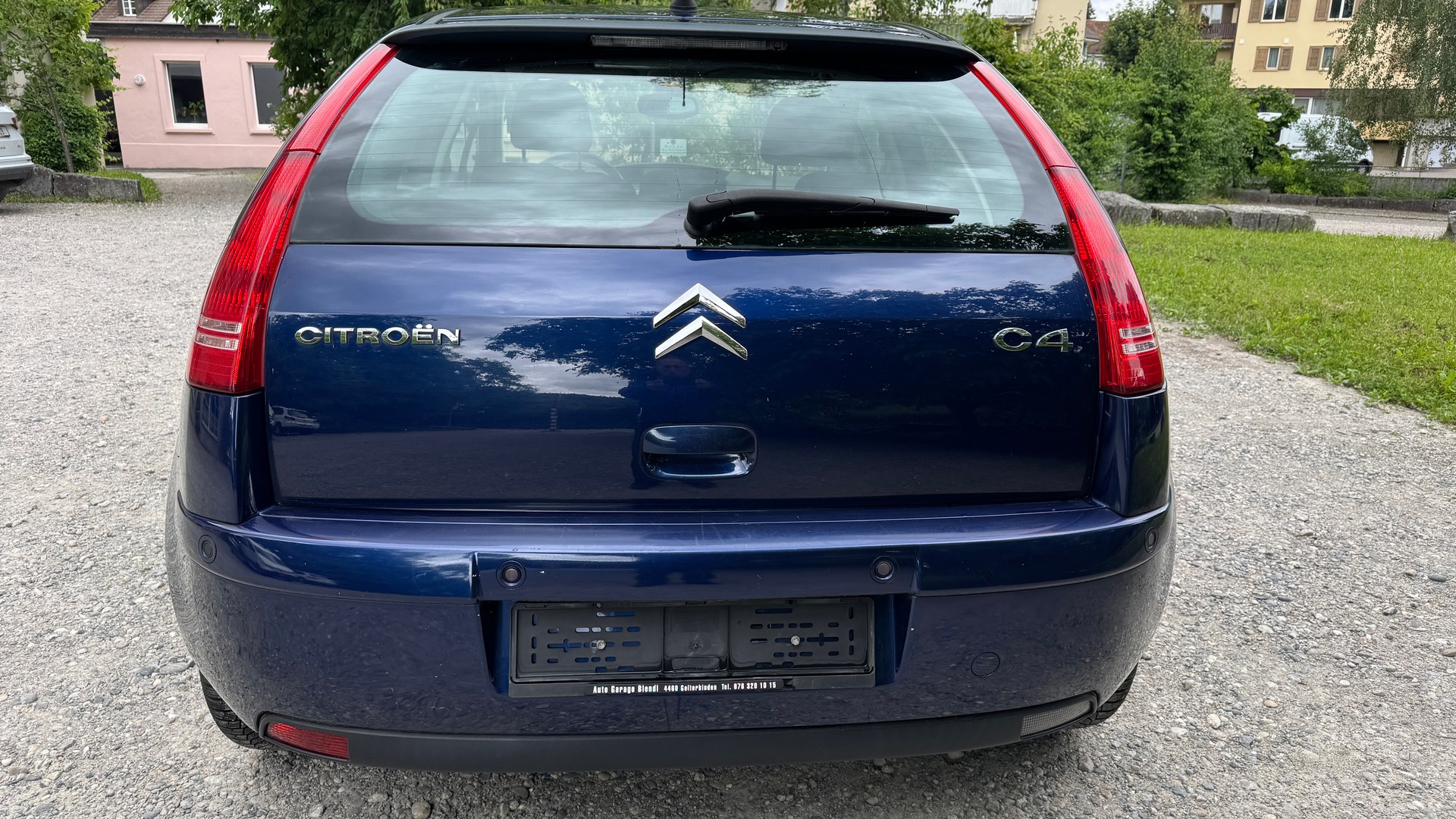 CITROEN C4 Berline 1.6i 16V SX-image-6