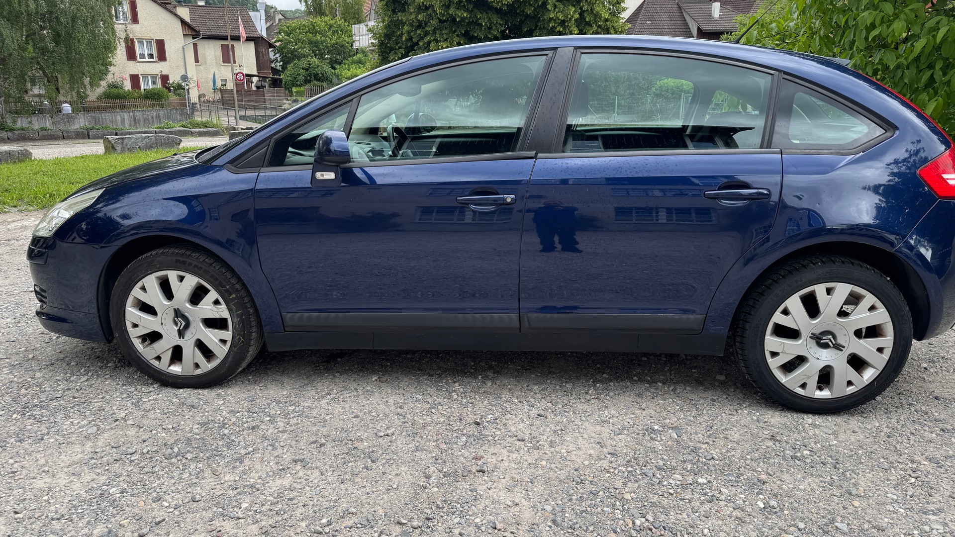 CITROEN C4 Berline 1.6i 16V SX-image-8