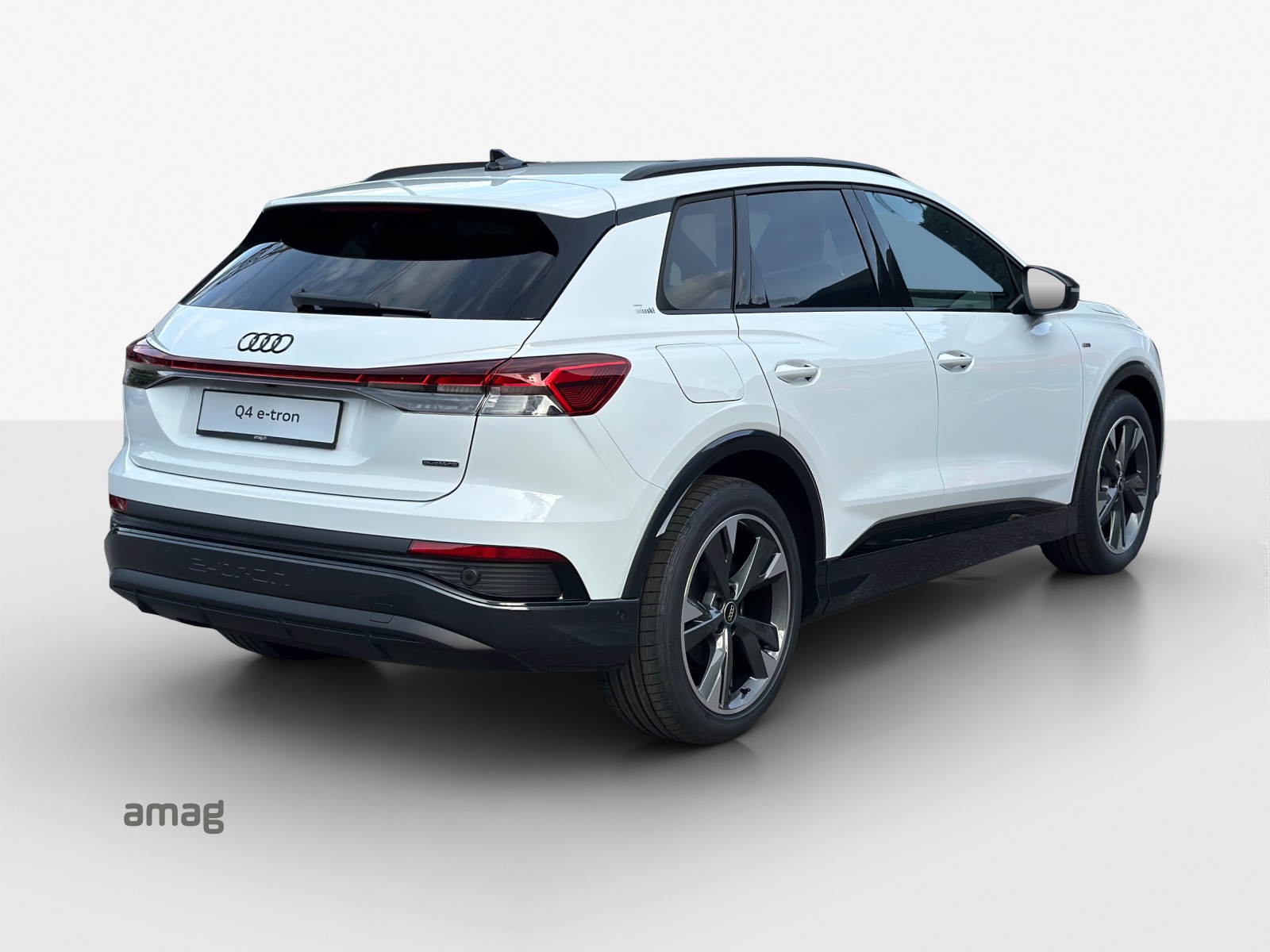 AUDI Q4 e-tron 45 Edition Swiss Ski quattro-image-4