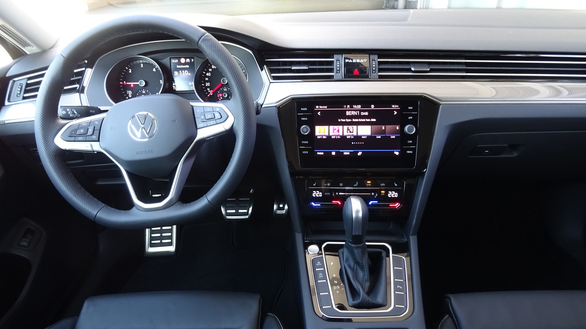 VW Passat Alltrack 2.0 TDI 4Motion DSG-image-6
