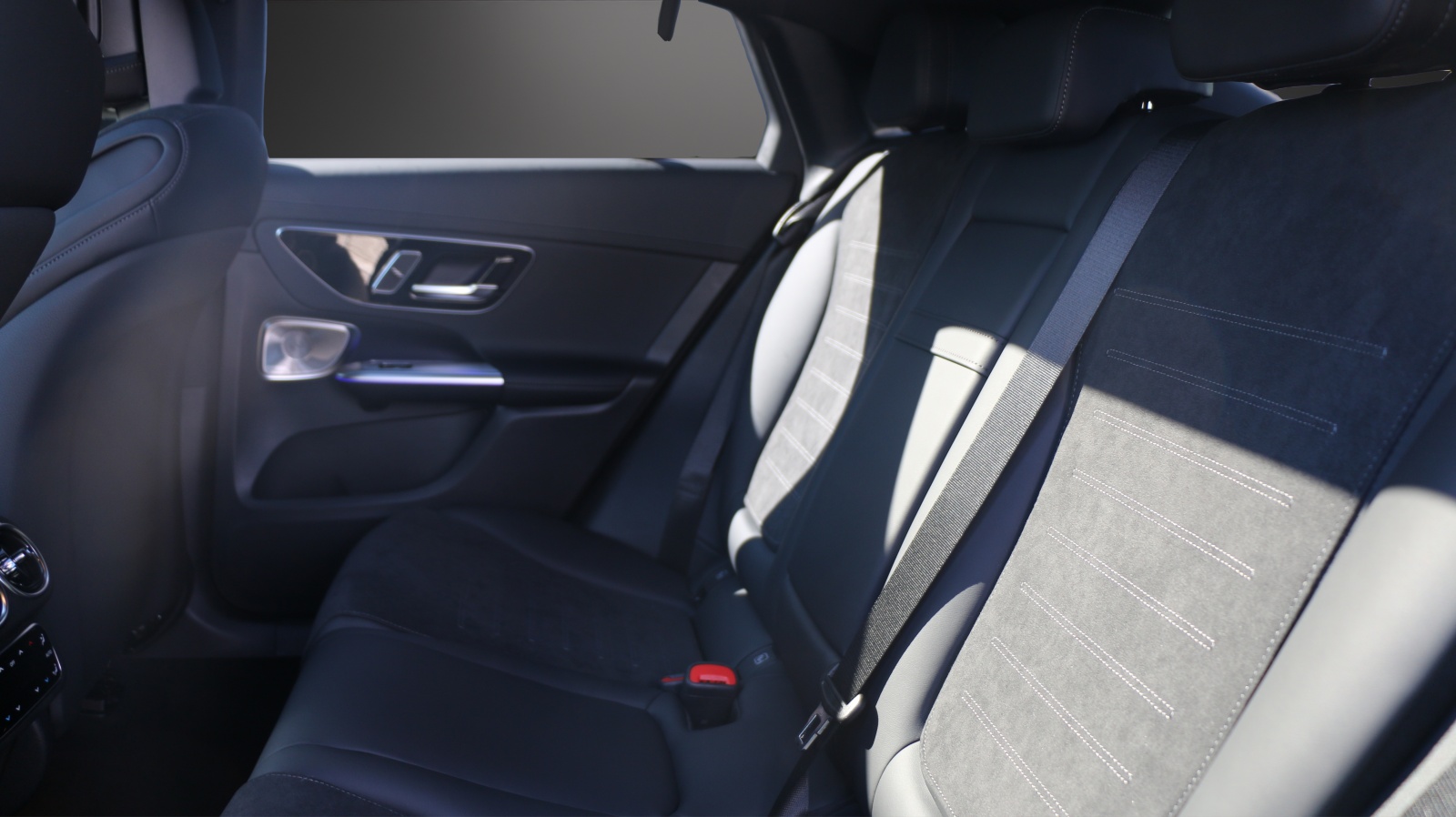 MERCEDES-BENZ GLC Coupé 200 4Matic-image-8