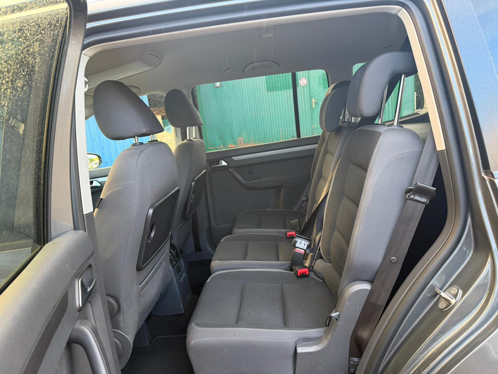VW Touran 1.4 TSI Comfortline DSG-image-3