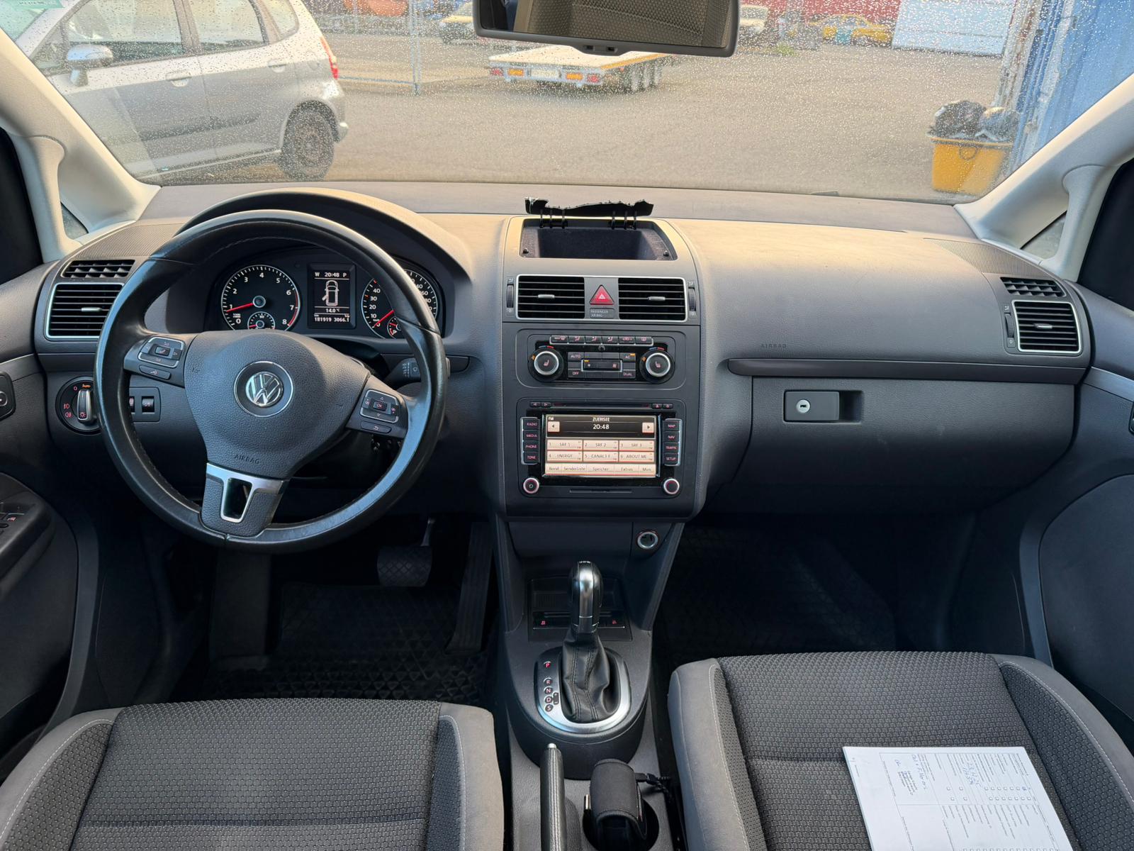 VW Touran 1.4 TSI Comfortline DSG-image-1