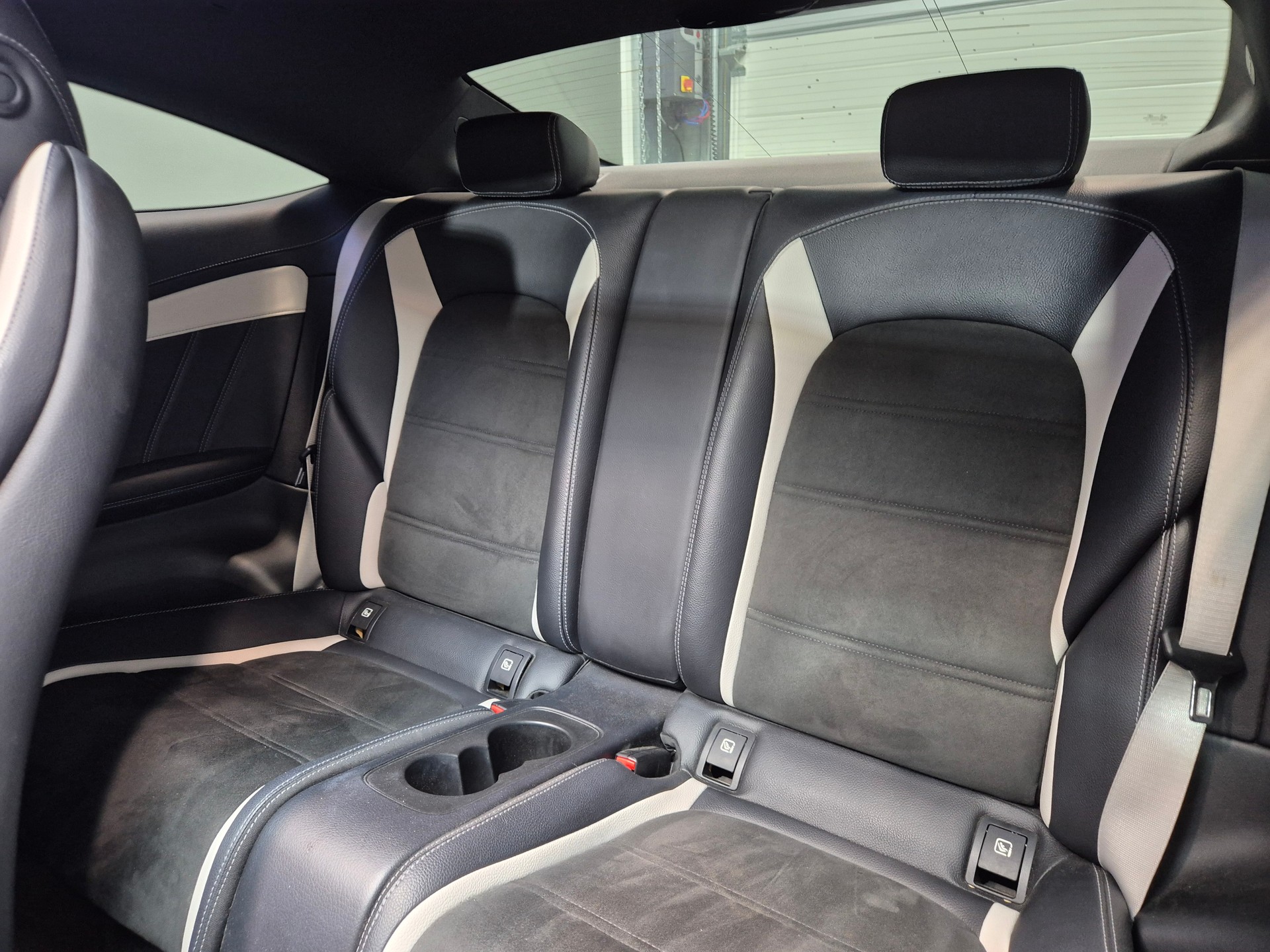 MERCEDES-BENZ C 63 S AMG Speedshift-image-11