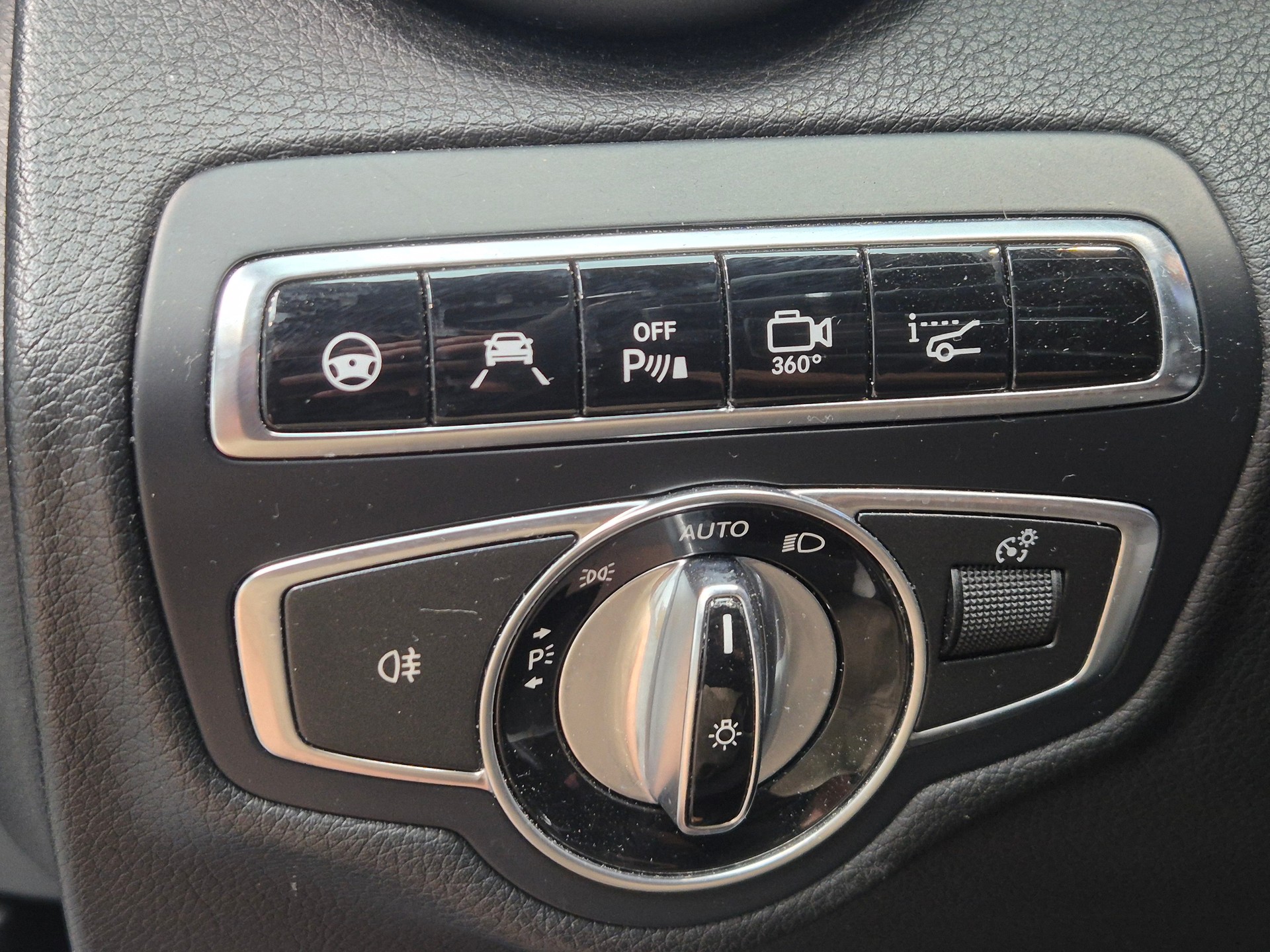 MERCEDES-BENZ C 63 S AMG Speedshift-image-23