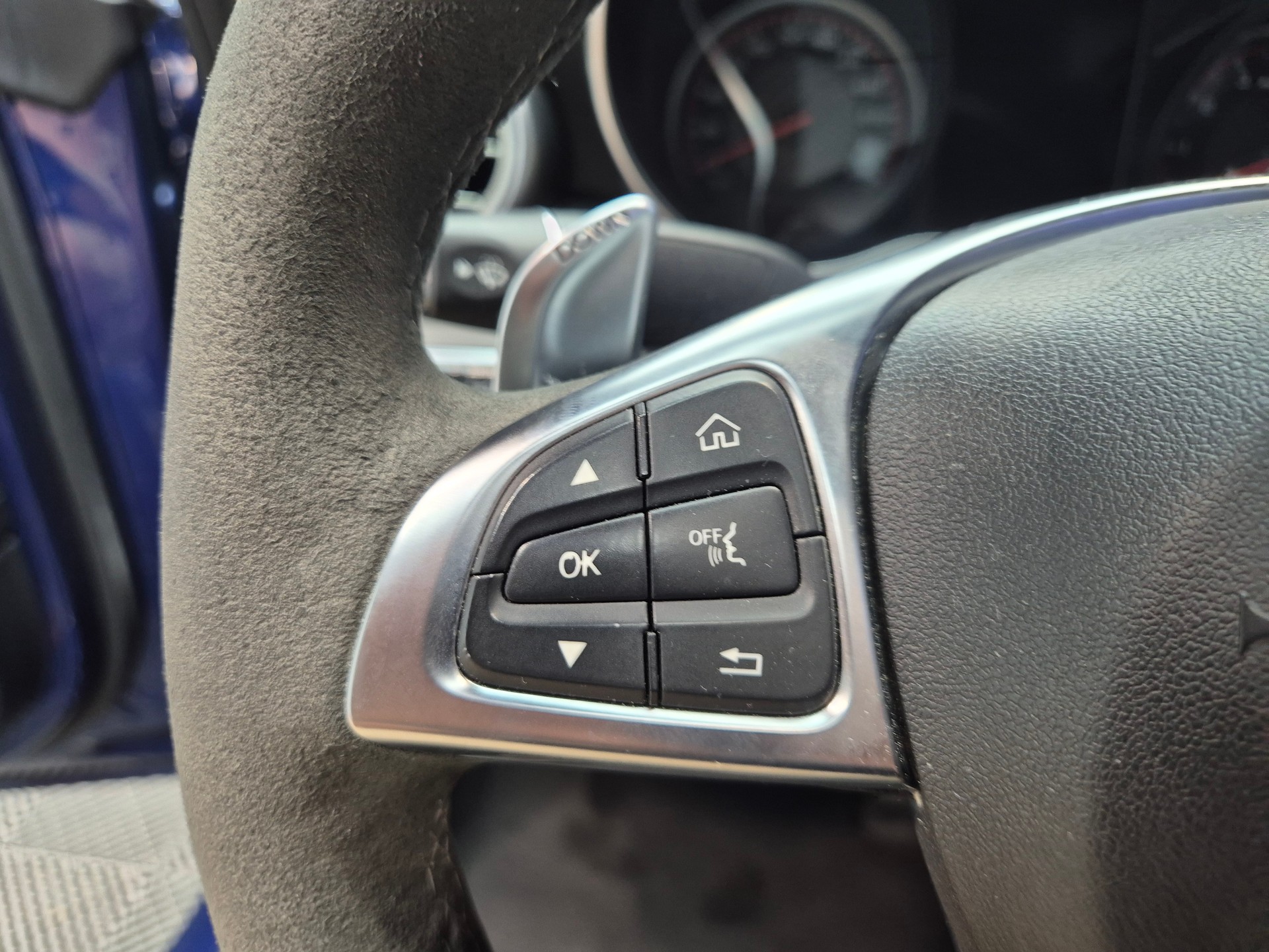 MERCEDES-BENZ C 63 S AMG Speedshift-image-19