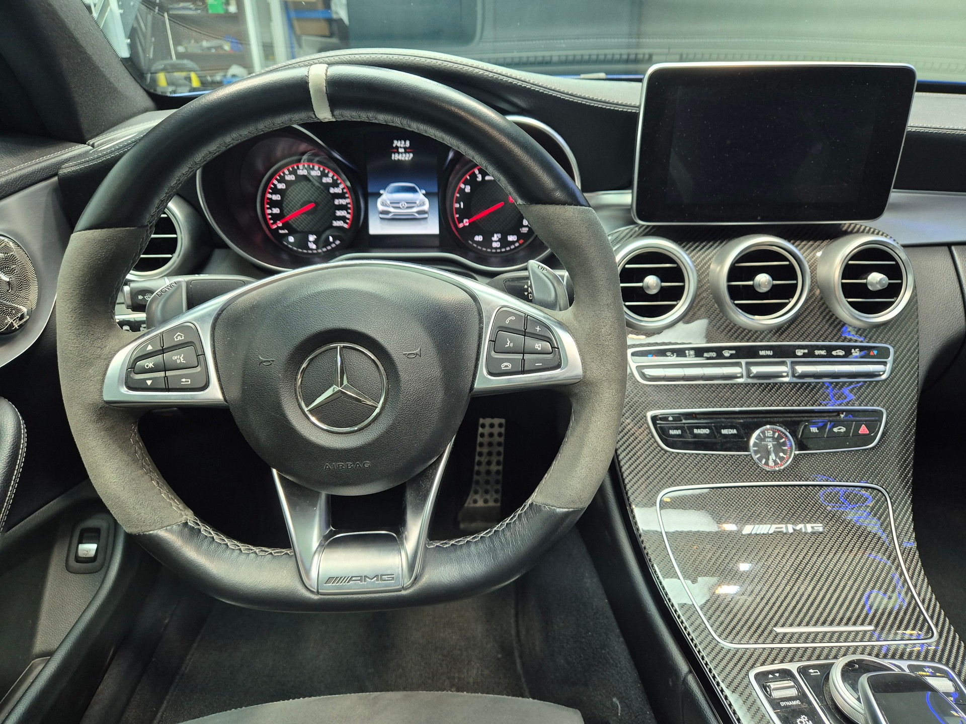 MERCEDES-BENZ C 63 S AMG Speedshift-image-18