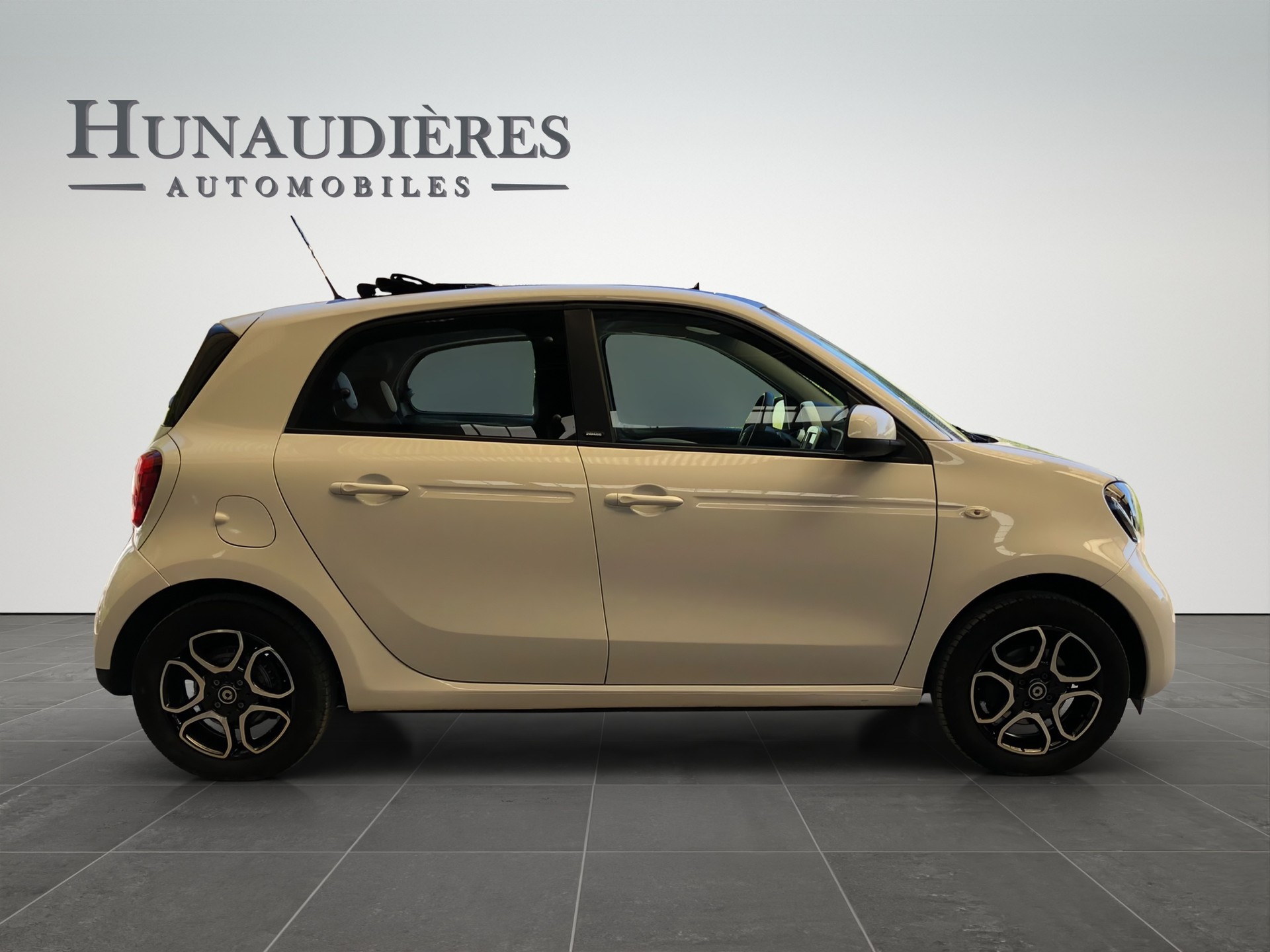 SMART forfour passion twinmatic-image-13