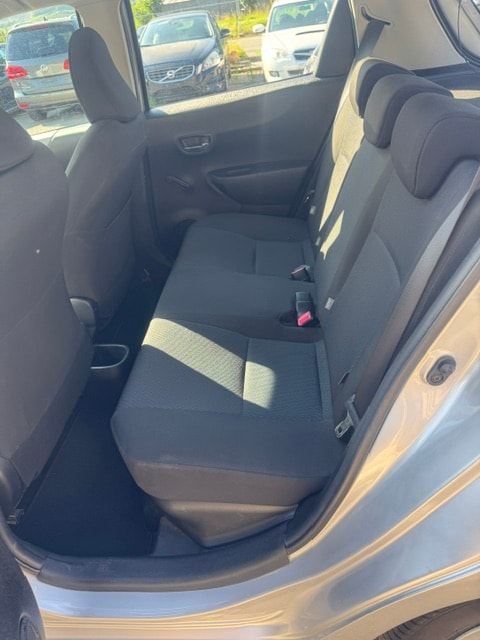 TOYOTA Yaris 1.5 VVT-i Hybrid Luna CVT-image-7