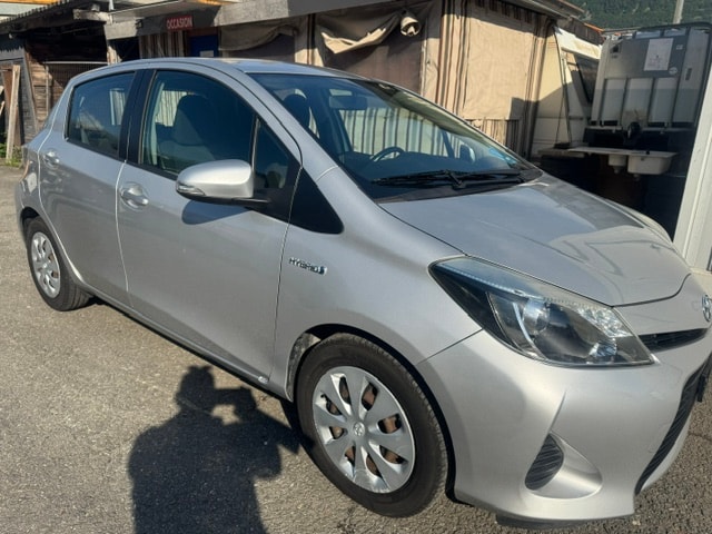 TOYOTA Yaris 1.5 VVT-i Hybrid Luna CVT-image-11