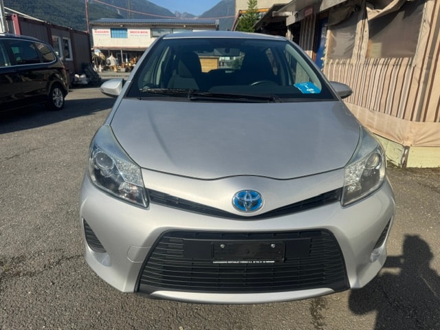 TOYOTA Yaris 1.5 VVT-i Hybrid Luna CVT-image-12