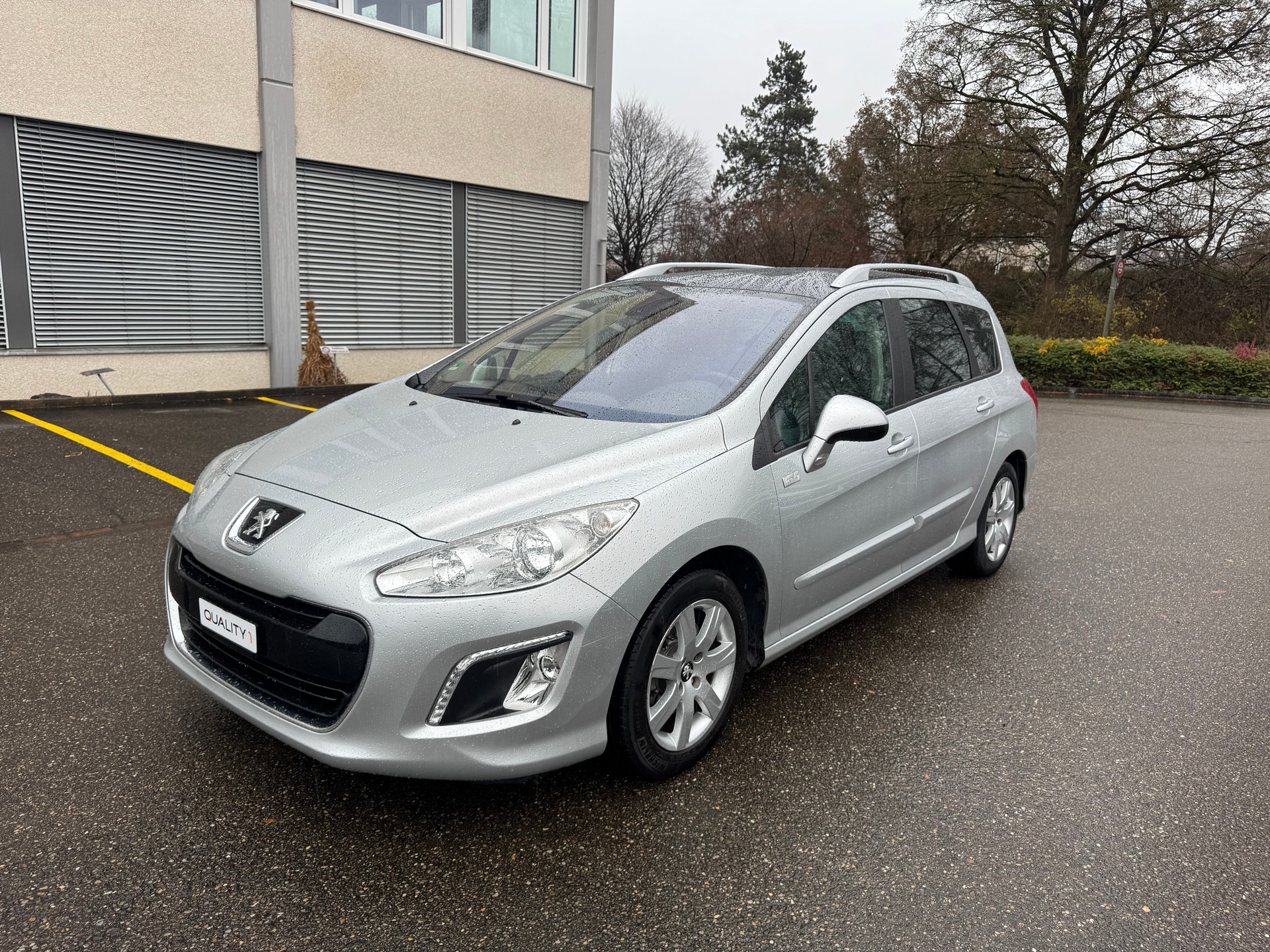 PEUGEOT 308 SW 1.6 16V Turbo Sport Pack-image-0