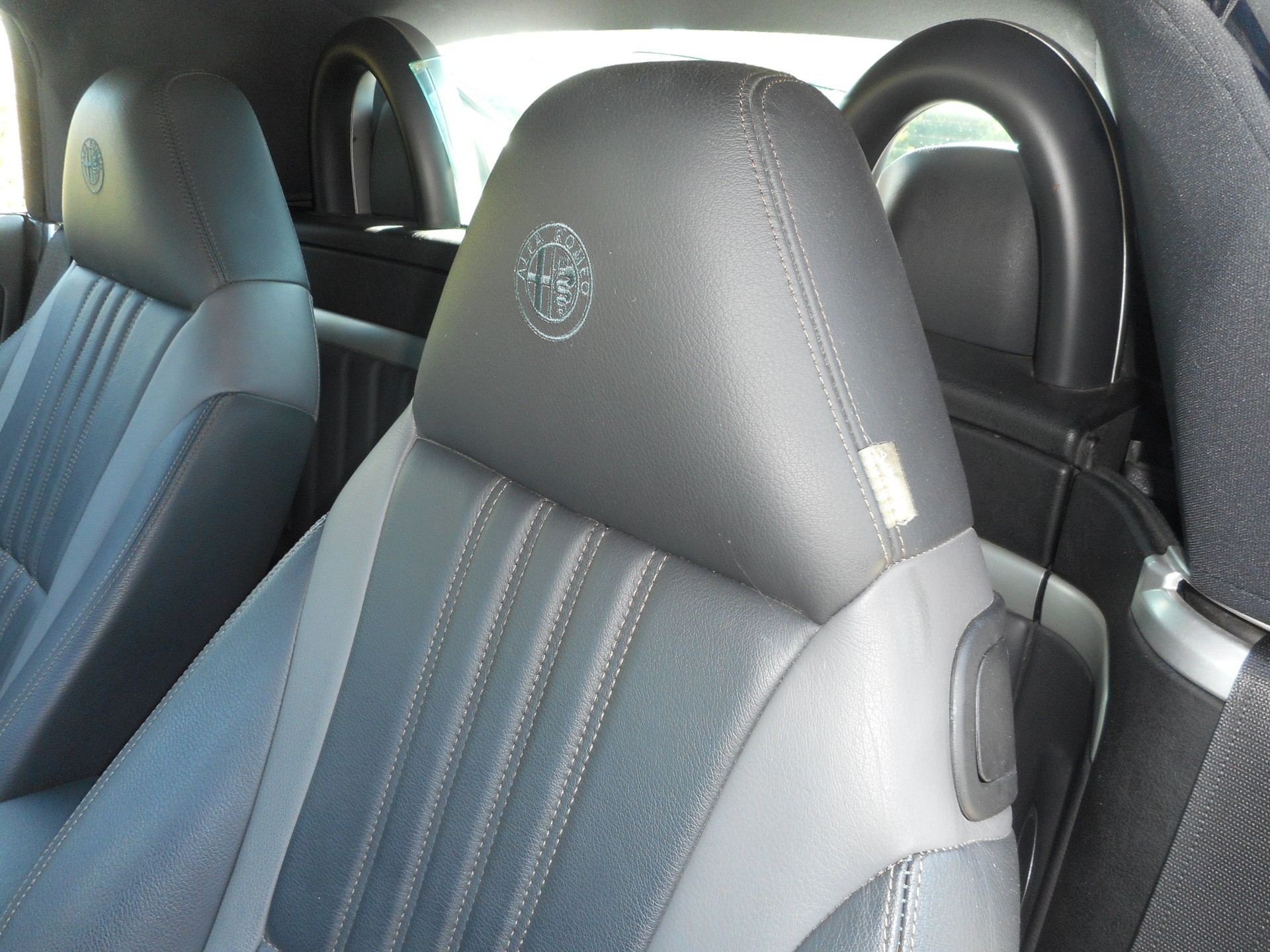 ALFA ROMEO 2.4 JTD-image-3