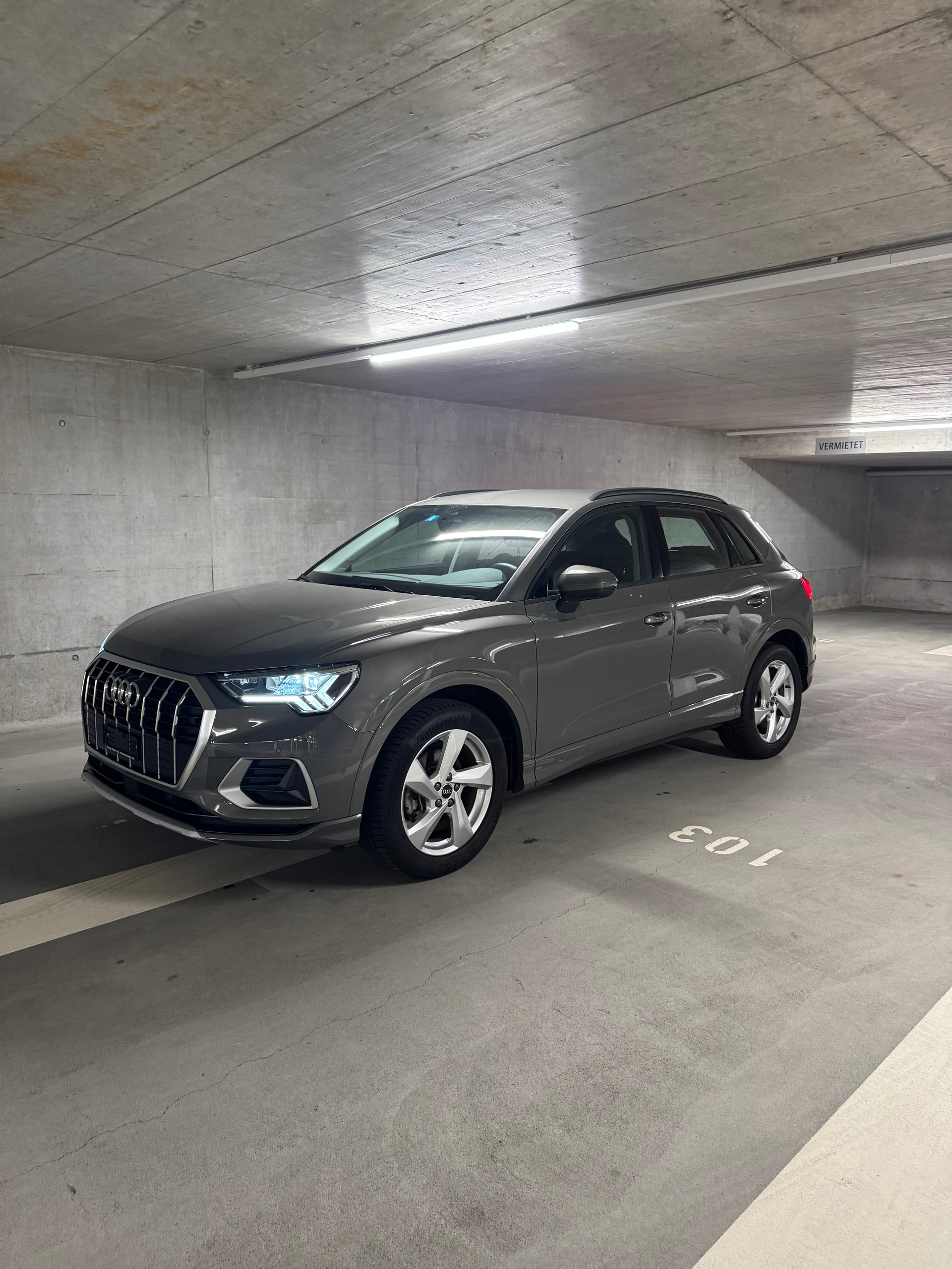 AUDI Q3 35 TFSI Advanced Attraction S-Tronic-image-0