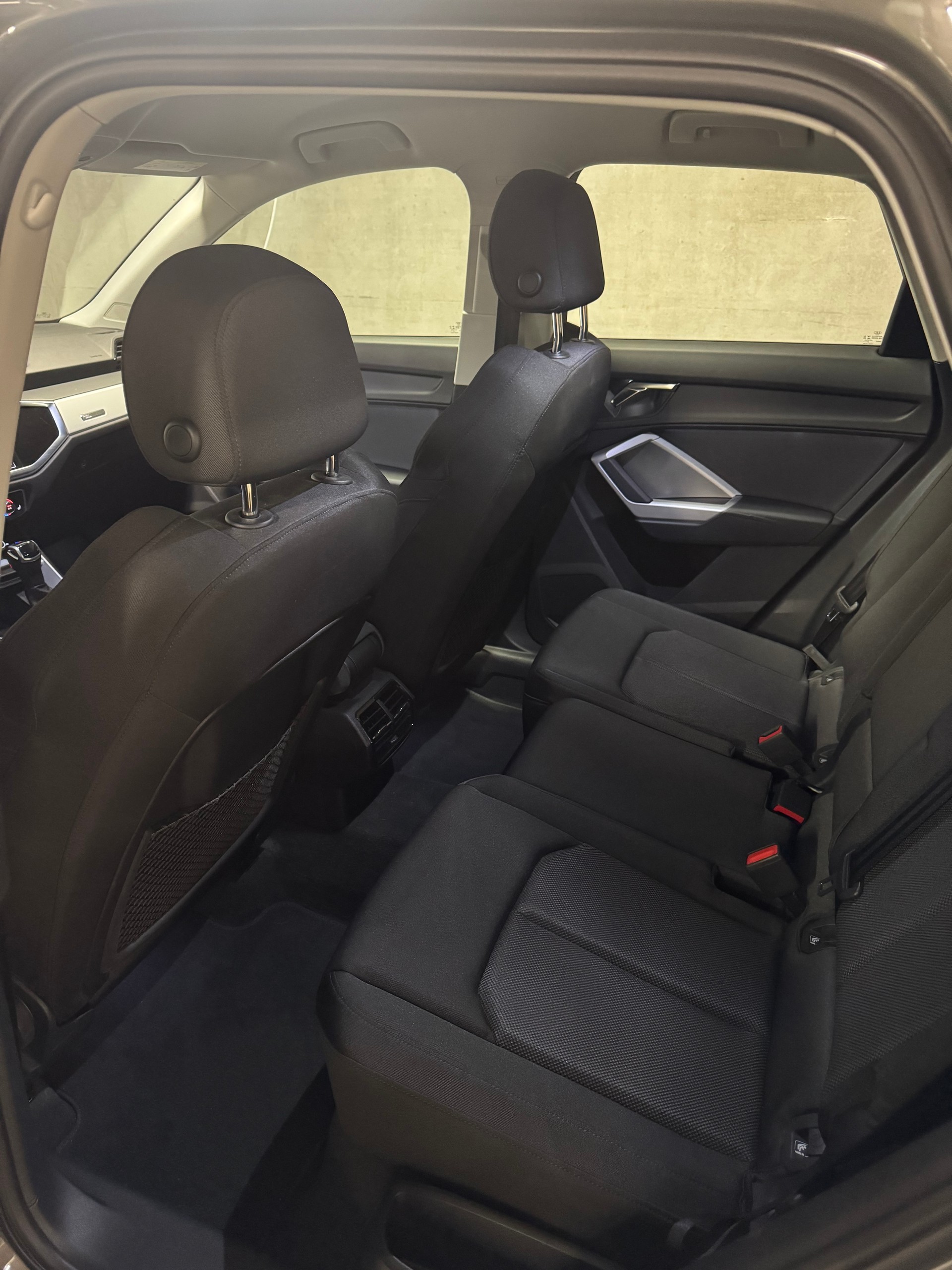 AUDI Q3 35 TFSI Advanced Attraction S-Tronic-image-8