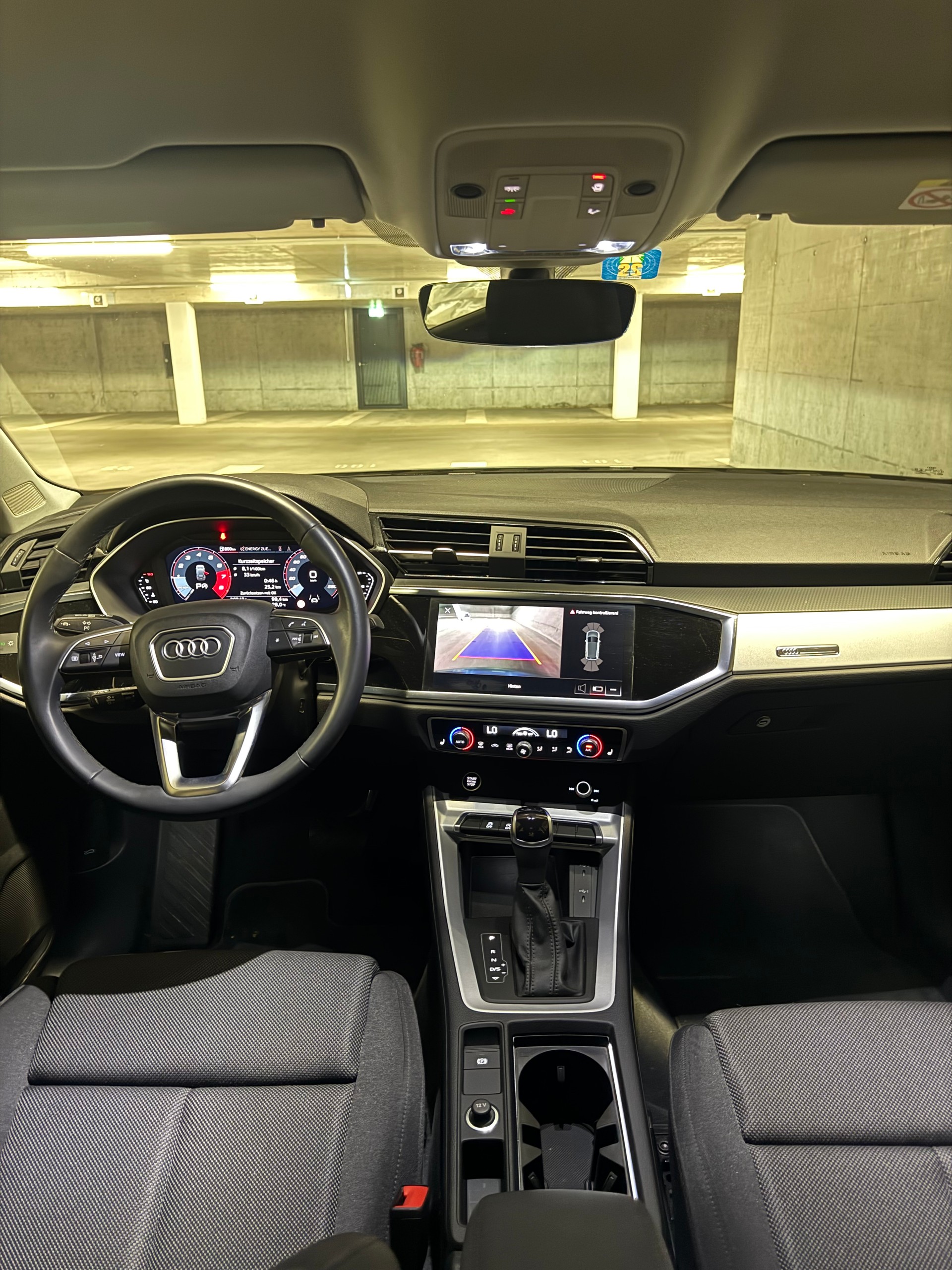 AUDI Q3 35 TFSI Advanced Attraction S-Tronic-image-7