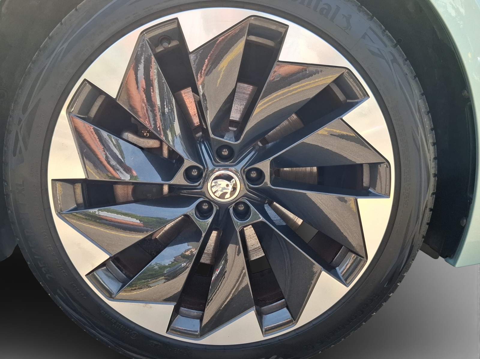 SKODA Enyaq iV 80 SportLine-image-14