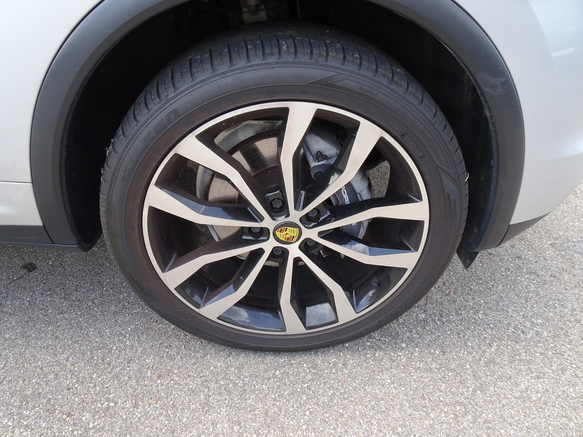 PORSCHE V6-image-5