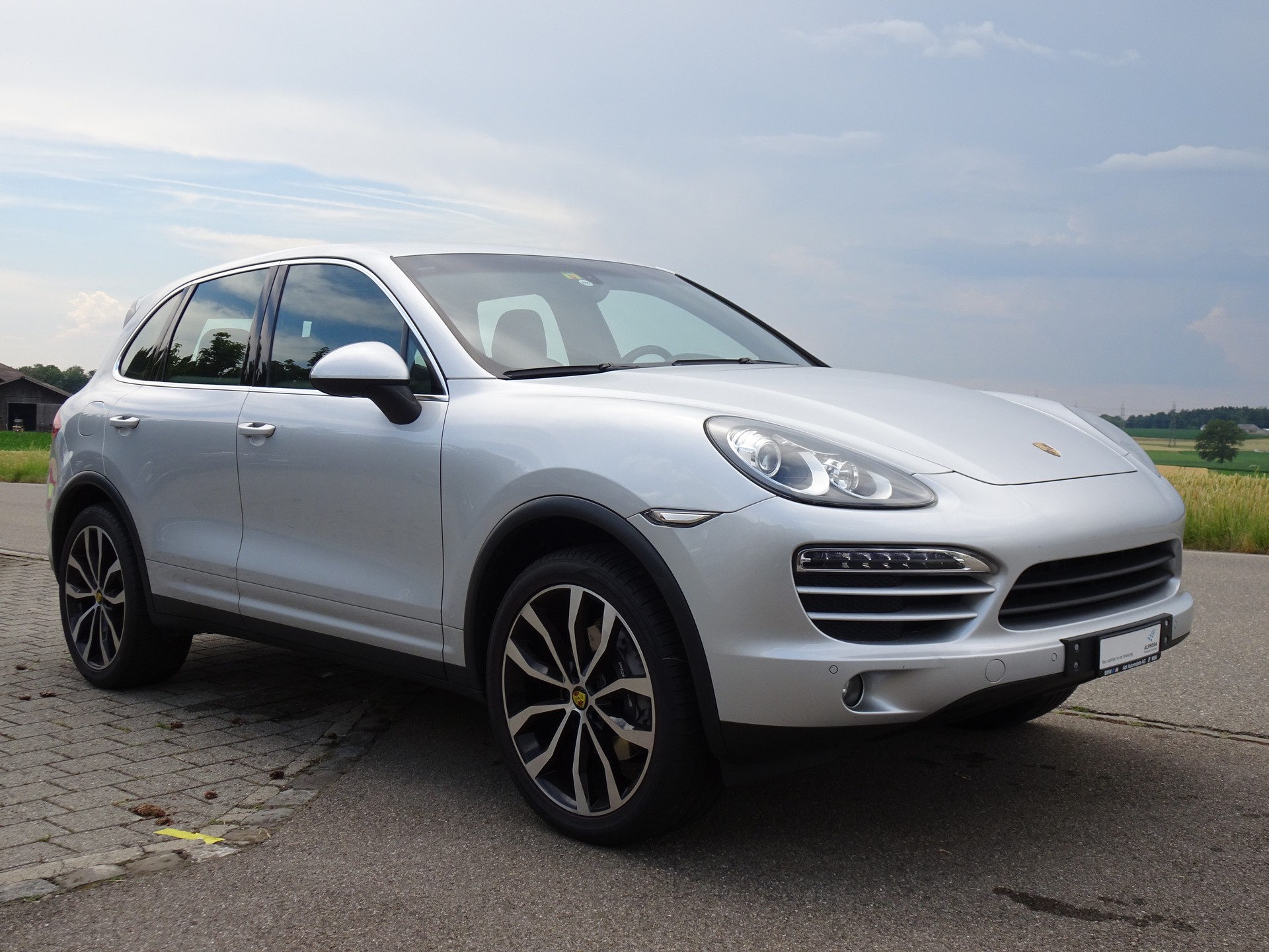 PORSCHE V6-image-4