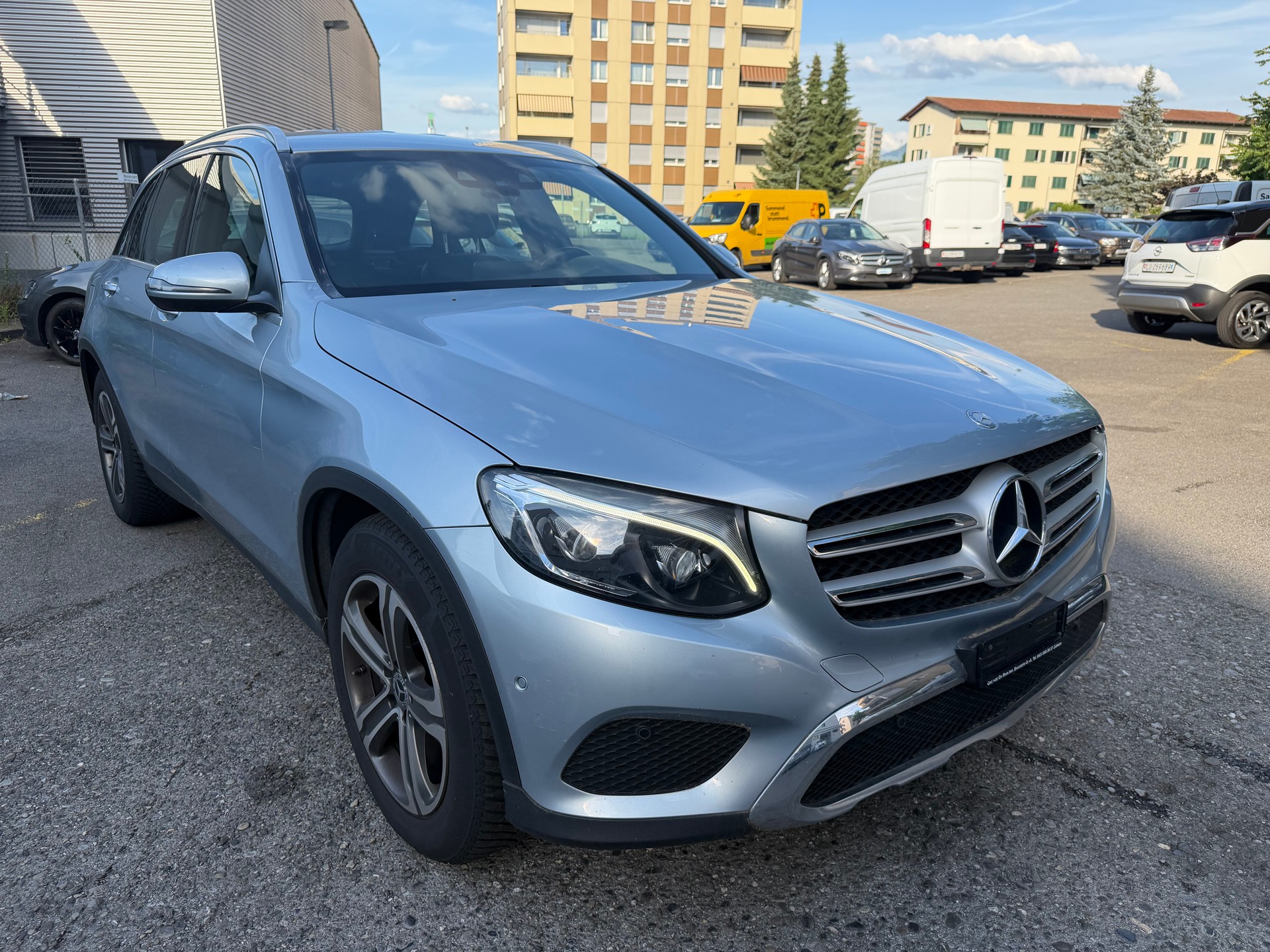 MERCEDES-BENZ GLC 220 d 4Matic 9G-Tronic-image-6
