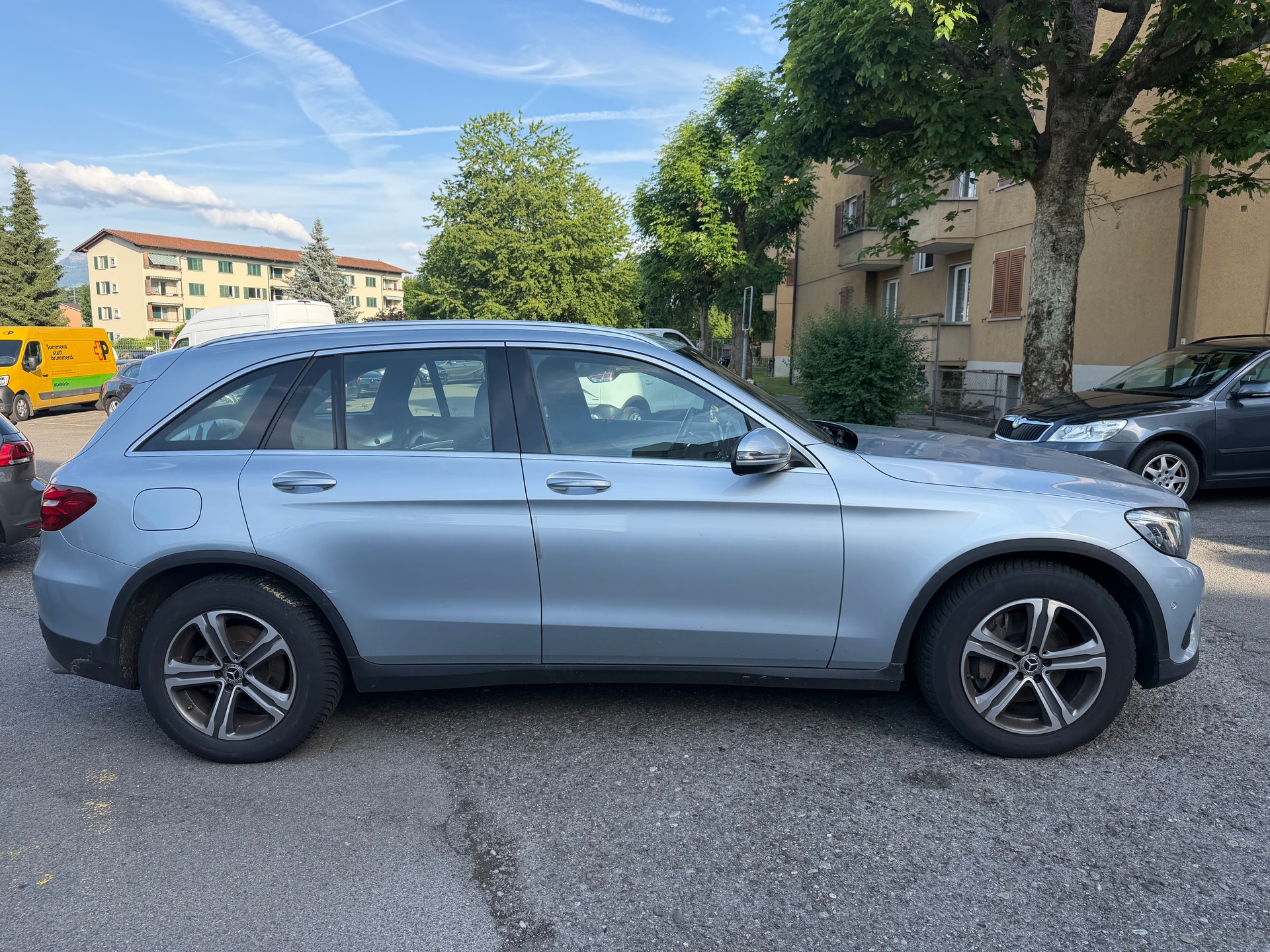 MERCEDES-BENZ GLC 220 d 4Matic 9G-Tronic-image-5