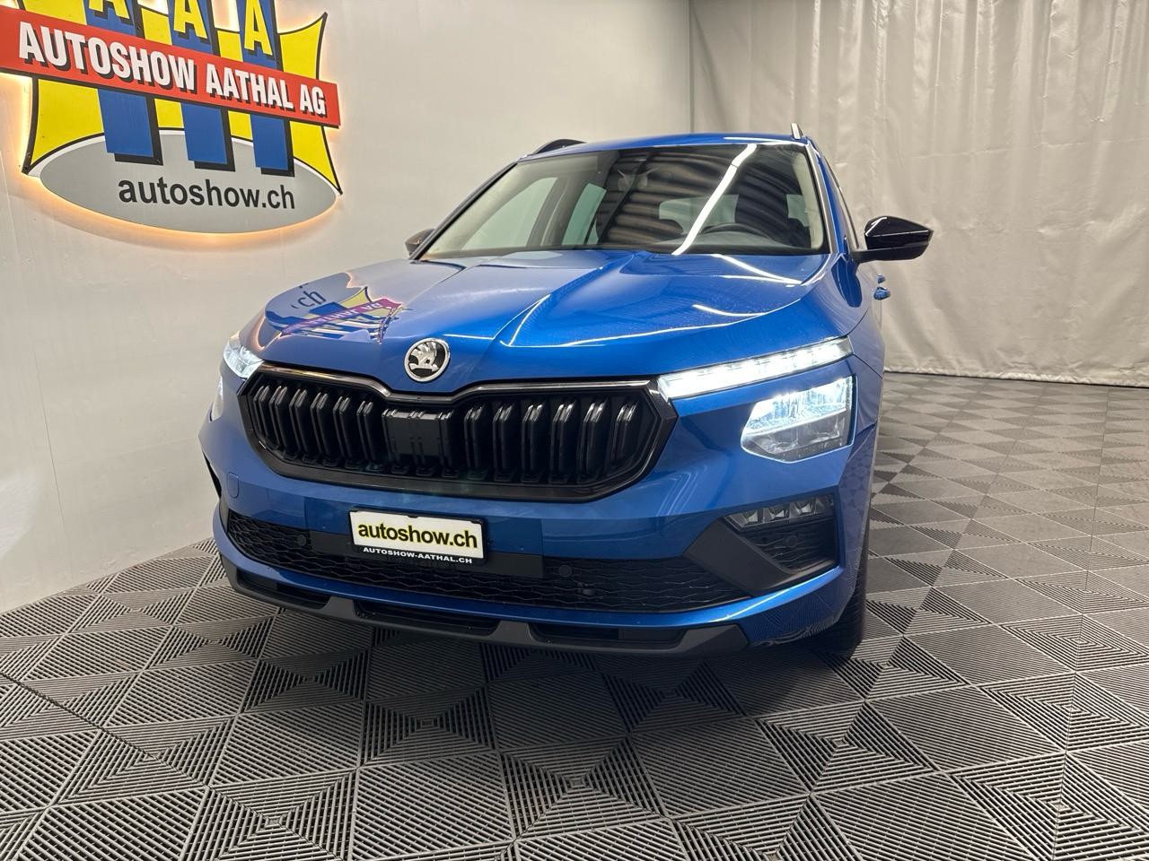 SKODA Kamiq 1.0 TSI Selection Editon Black 115PS-image-15