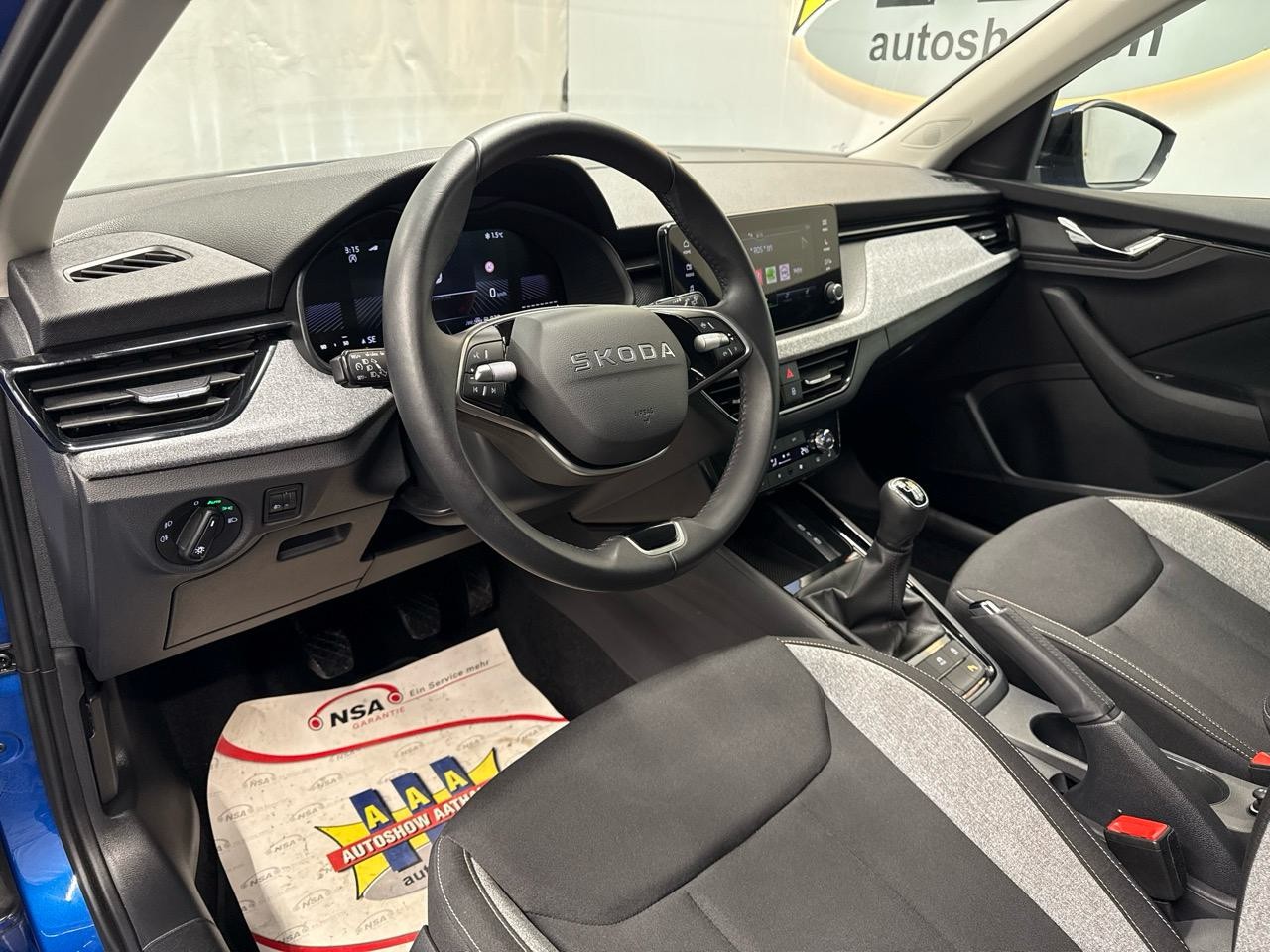 SKODA Kamiq 1.0 TSI Selection Editon Black 115PS-image-2