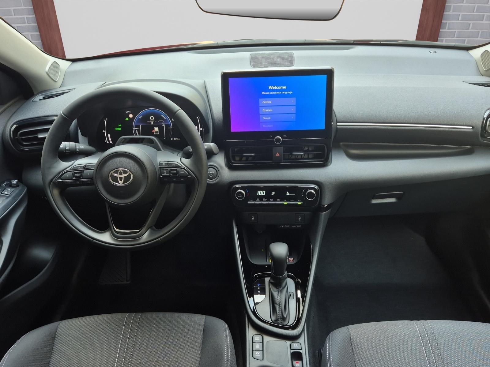TOYOTA Yaris 1.5 VVT-i HSD Trend-image-8