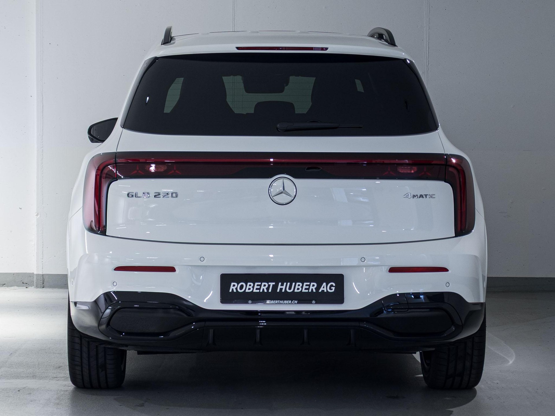 MERCEDES-BENZ GLB 220 4MATIC-image-5
