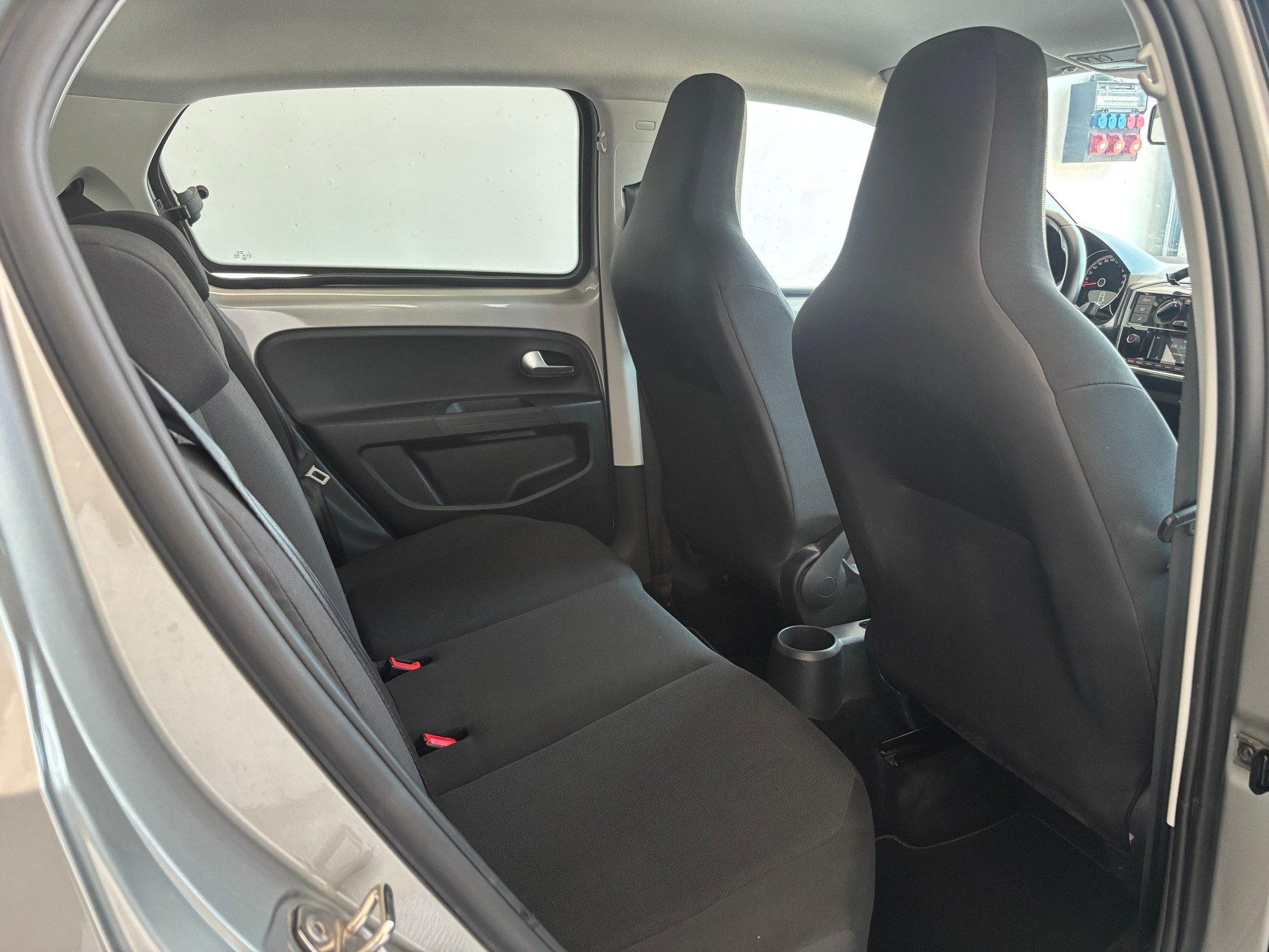VW Up 1.0 MPI move up-image-10