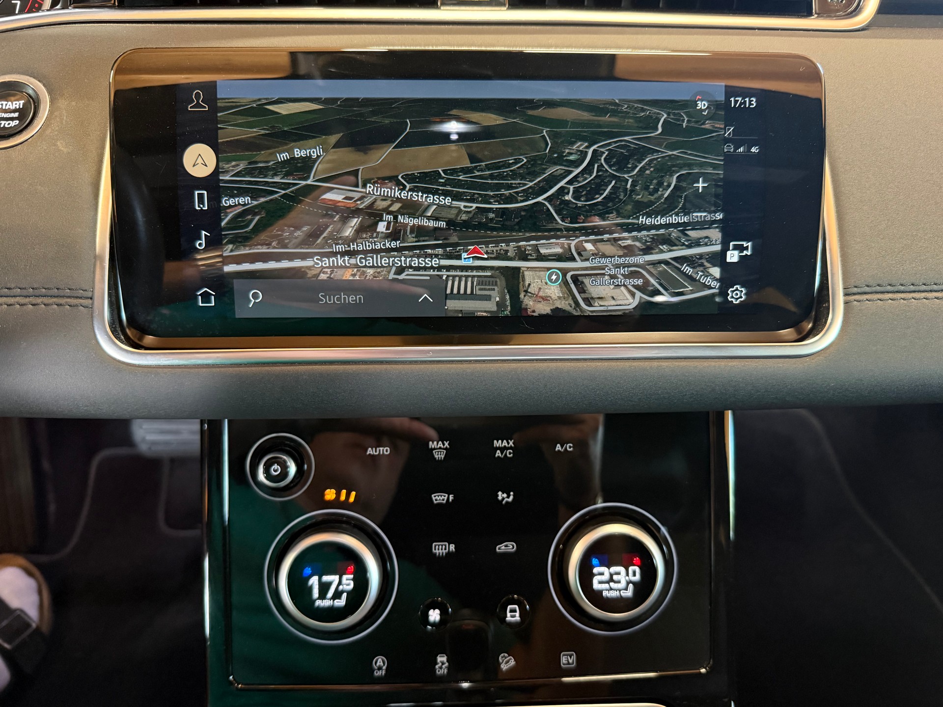 LAND ROVER Range Rover Evoque P 300e SE AT8-image-11