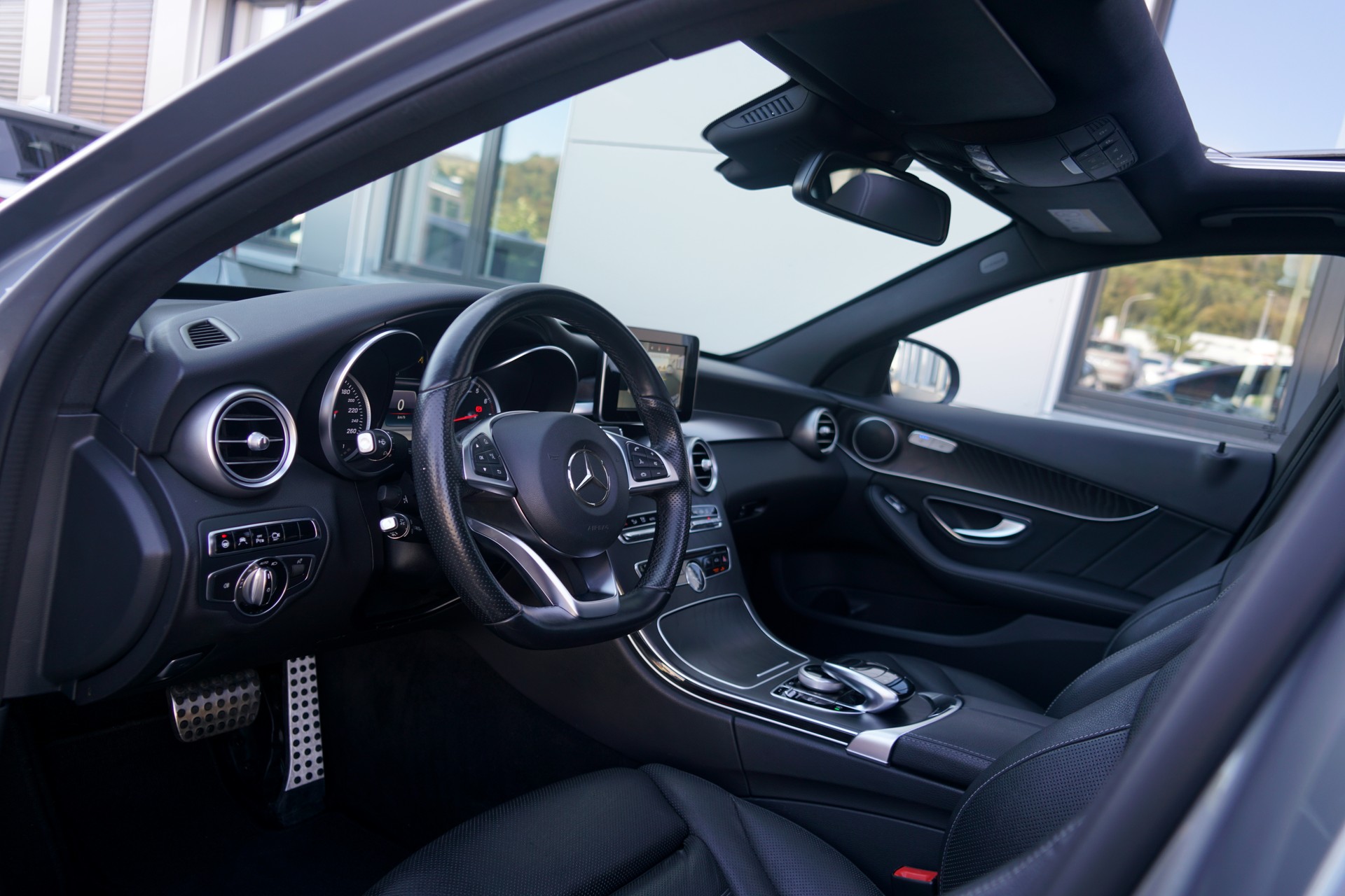MERCEDES-BENZ C 400 AMG Line 4Matic 9G-Tronic (CH)-image-9