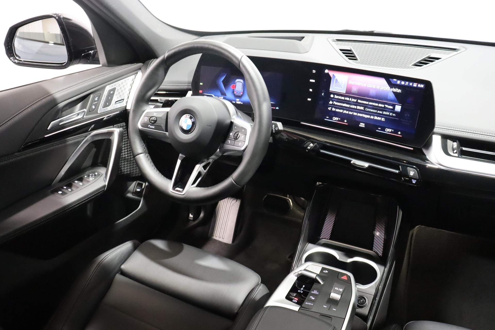 BMW X1 23i xDrive-image-9