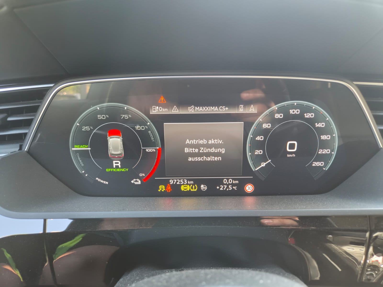 AUDI e-tron 55 Advanced quattro-image-5