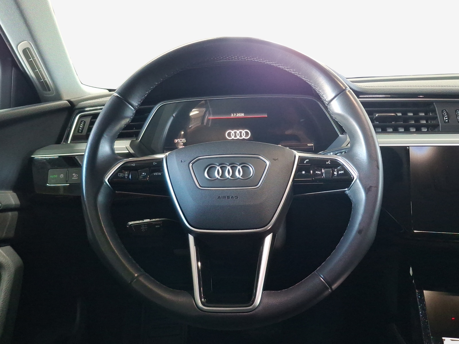 AUDI e-tron 55 Sportback Advanced quattro-image-10