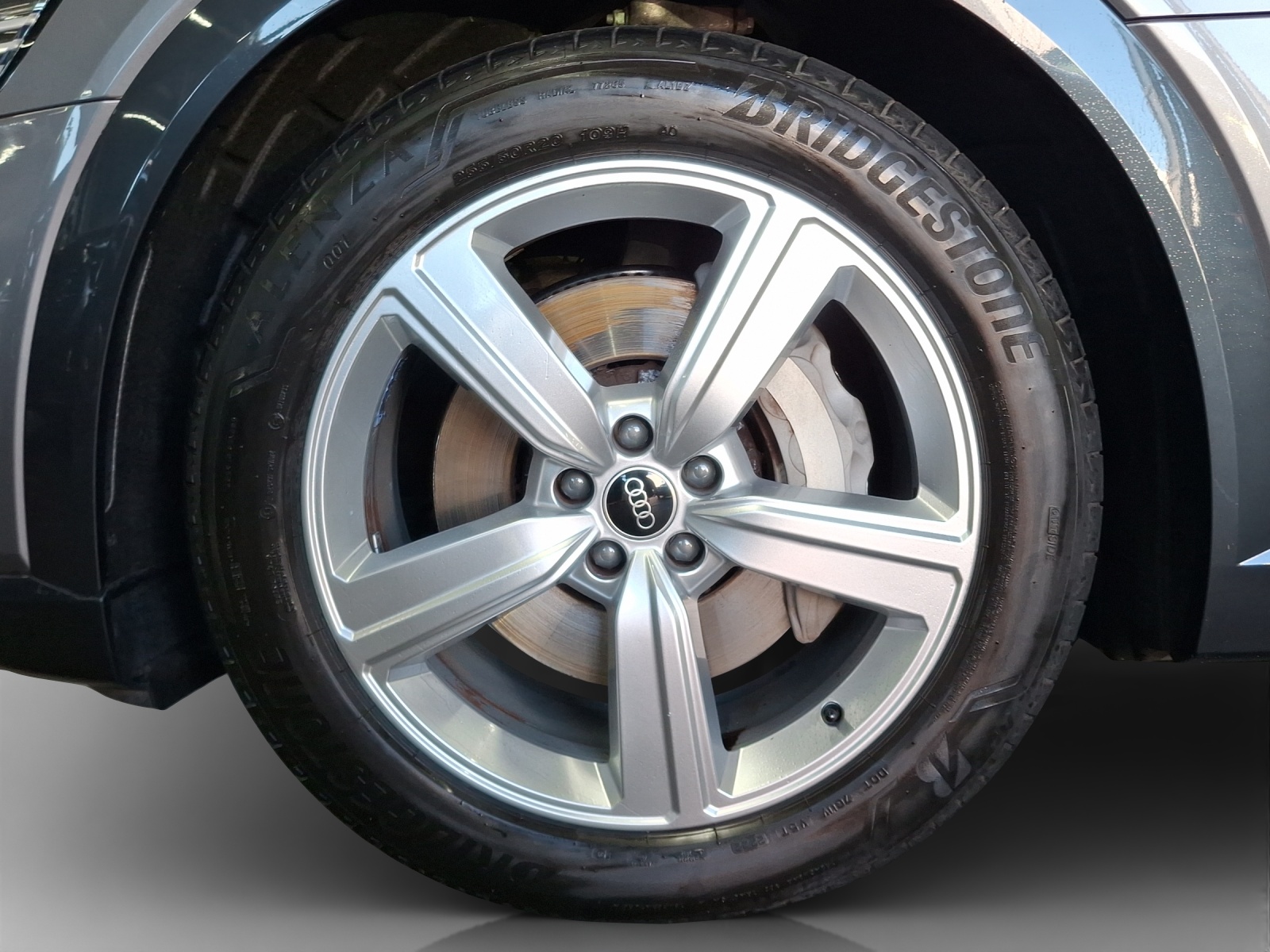 AUDI e-tron 55 Sportback Advanced quattro-image-15