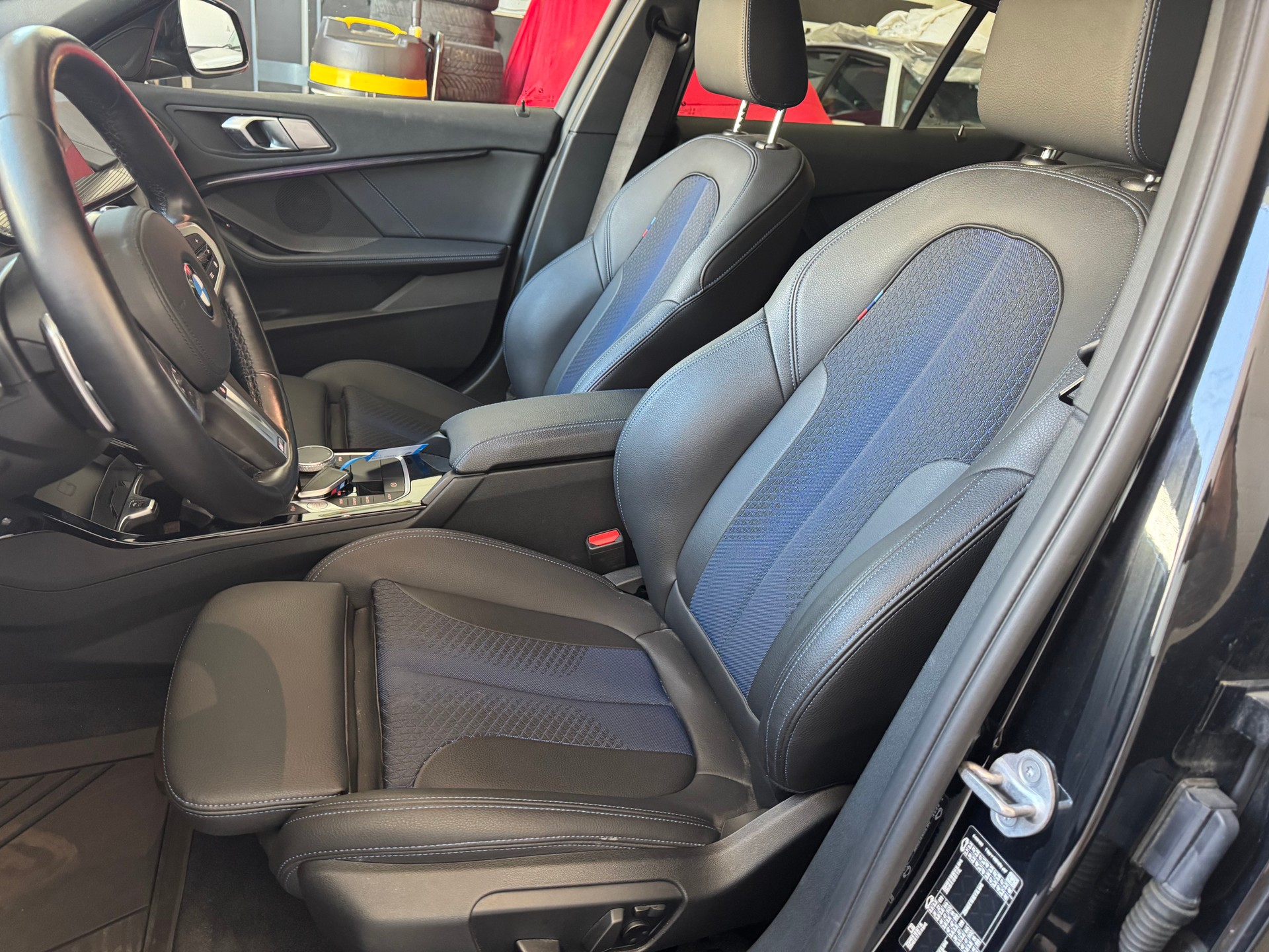 BMW 120i M Sport Steptronic-image-10