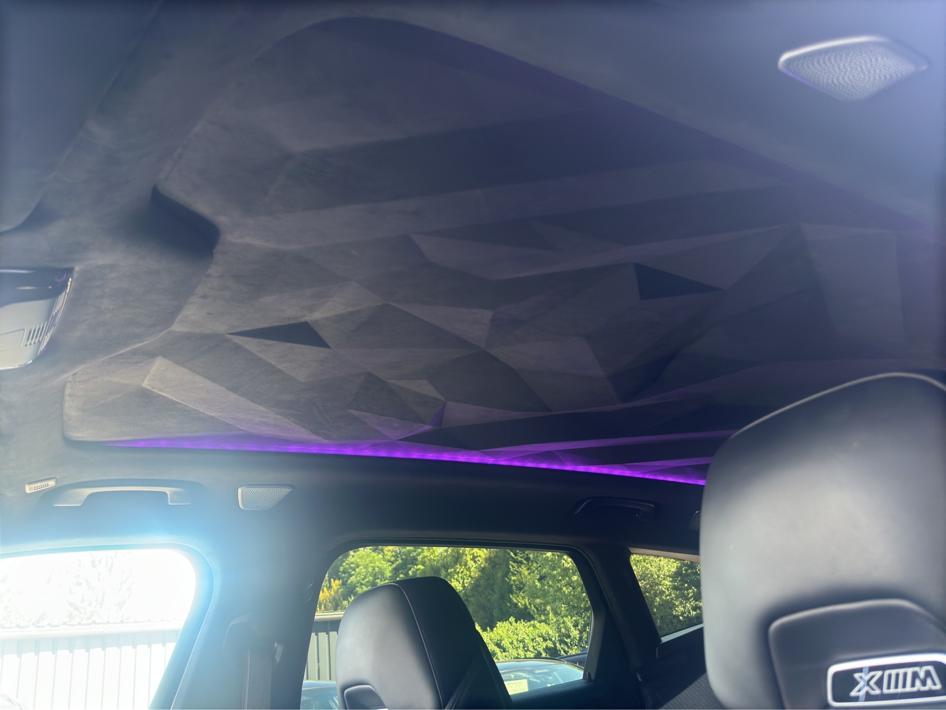 BMW XM xDrive PHEV Steptronic (CH) INDIVIDUAL-image-13