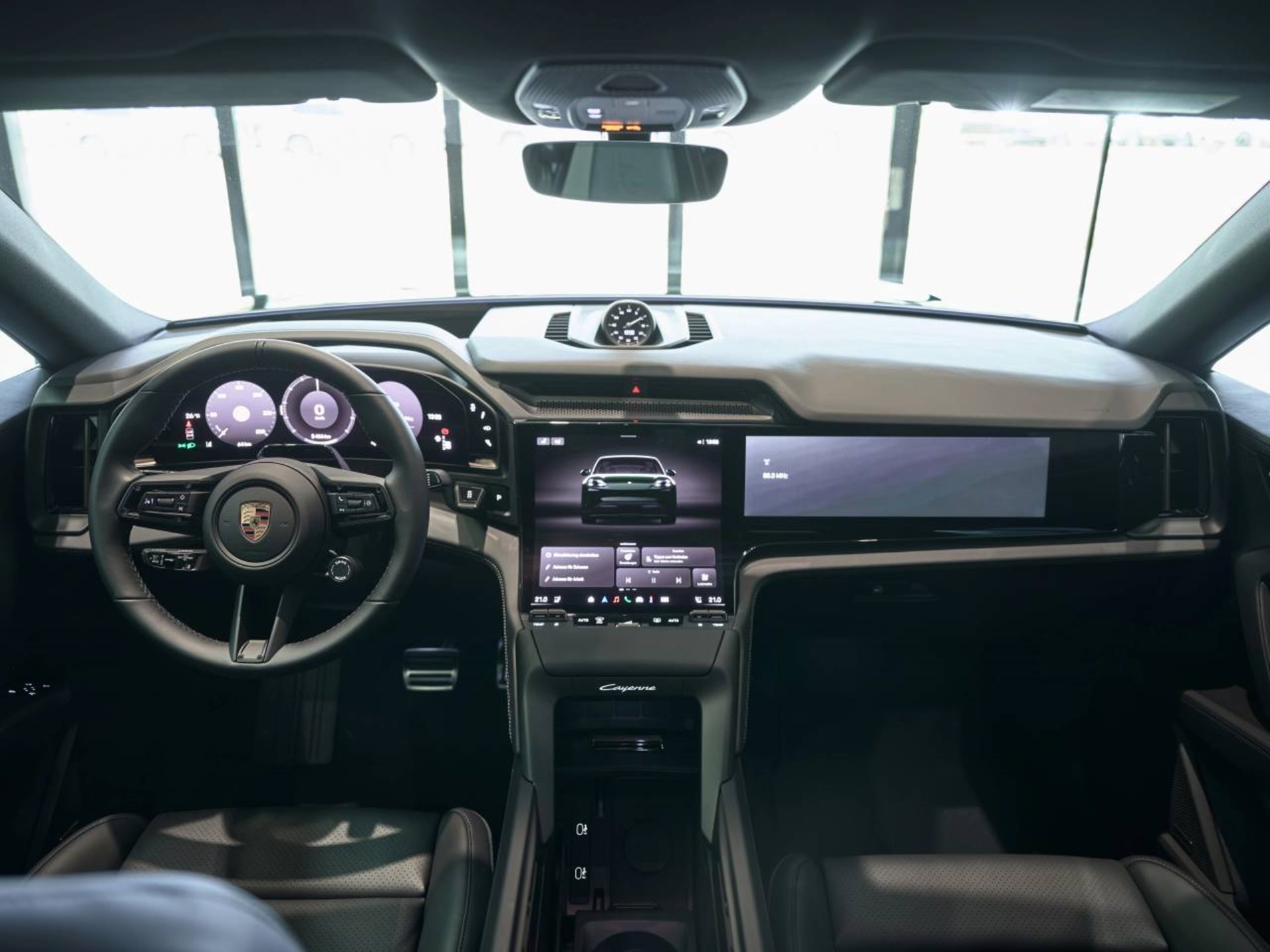 PORSCHE Cayenne Coupé Electric-image-15