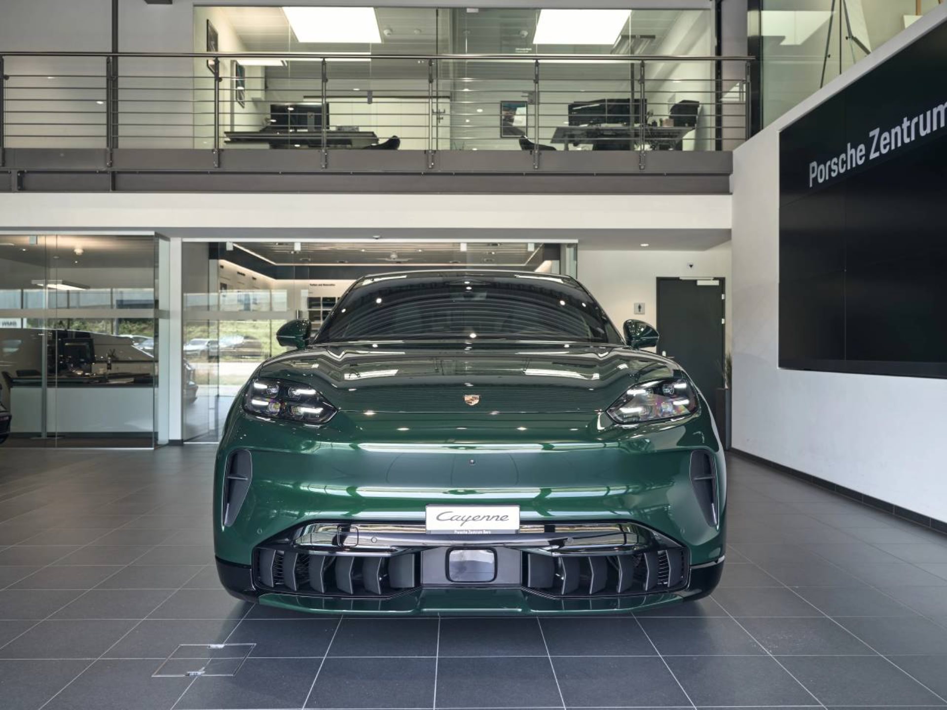 PORSCHE Cayenne Coupé Electric-image-8
