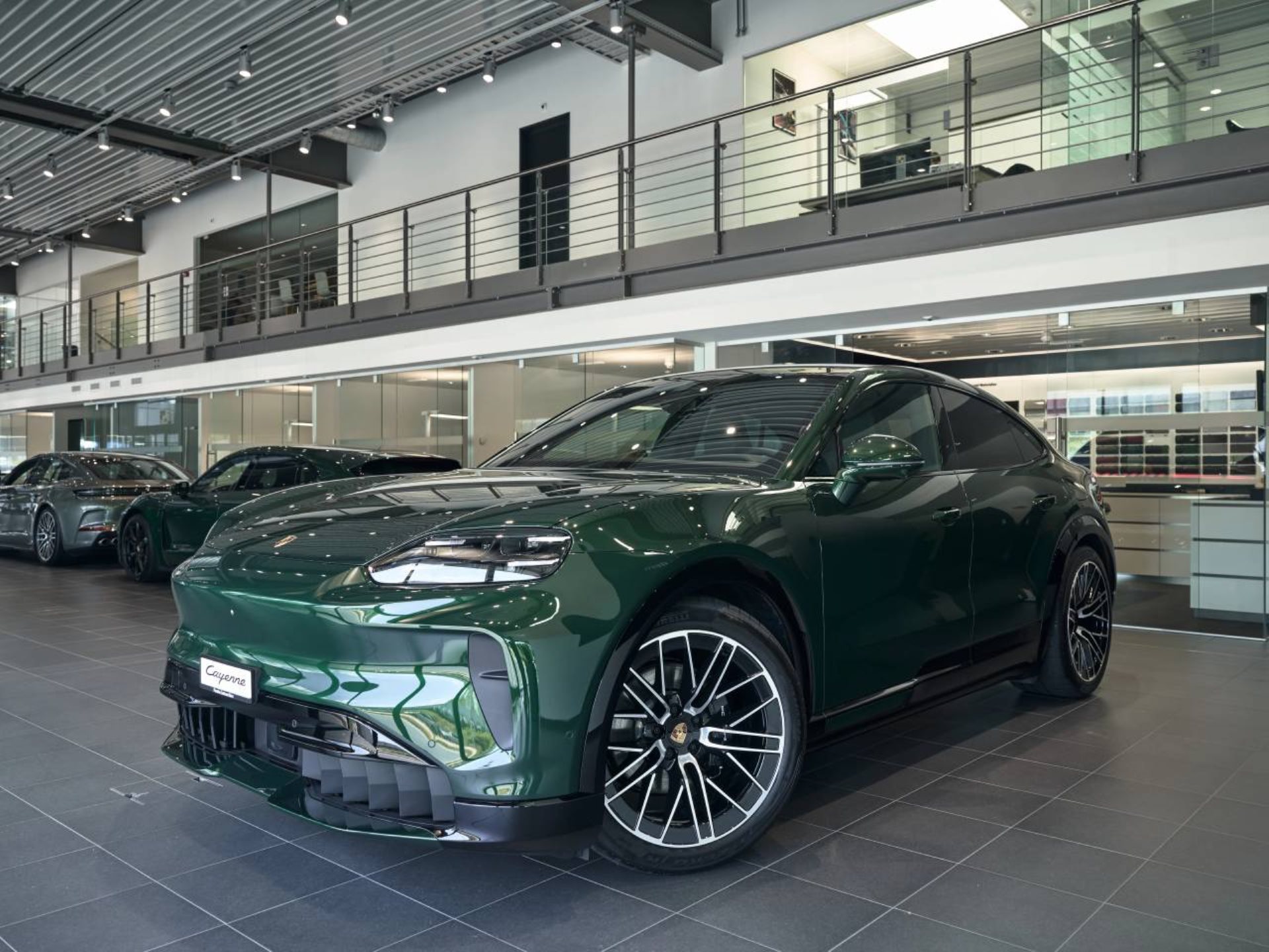 PORSCHE Cayenne Coupé Electric-image-7