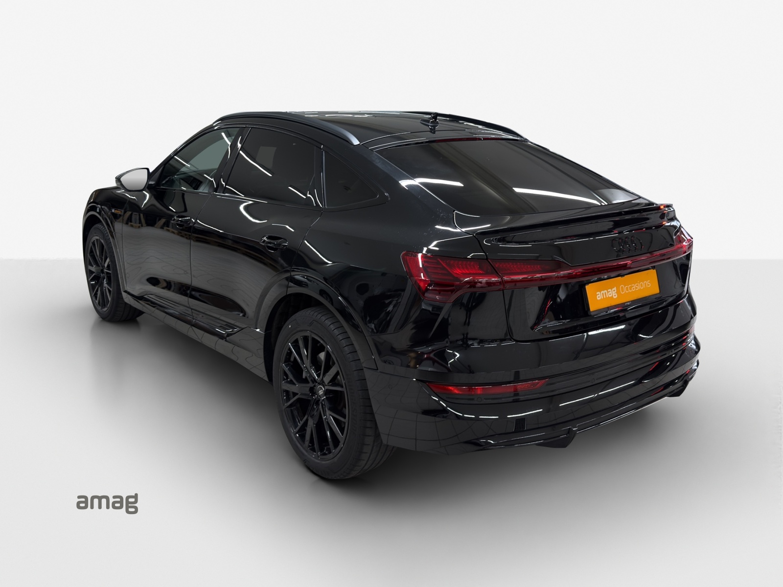 AUDI e-tron 55 Sportback S Line Black Edition quattro-showroom-element-2