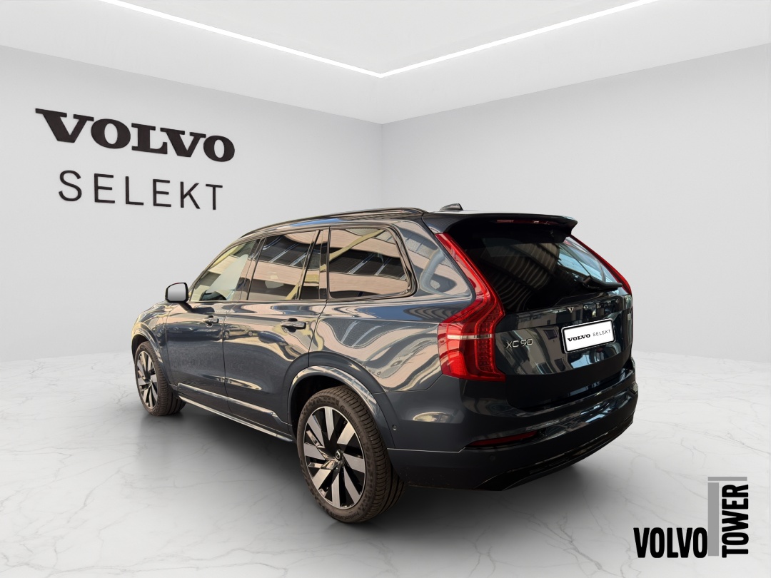 VOLVO XC90 T8 eAWD PluginHybrid Xclusive Dark Geartronic-image-5